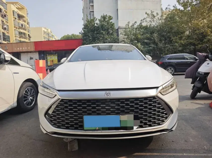 2021 HAVAL F7 thumbnail 2
