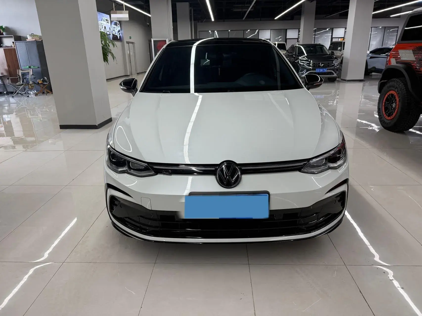 2021 VOLKSWAGEN GOLF thumbnail 2