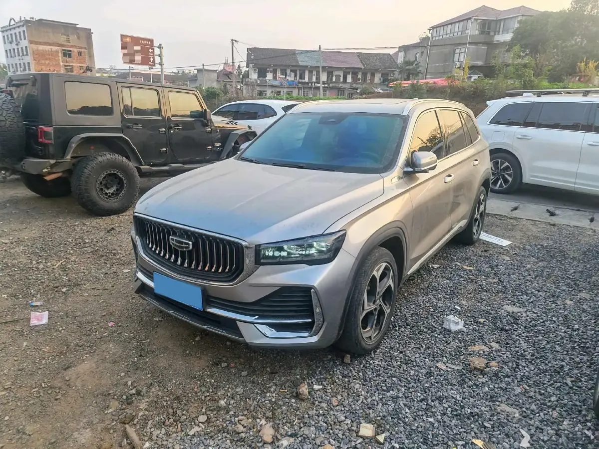 2021 Geely Monjaro 2.0T 238HP L4 8AT