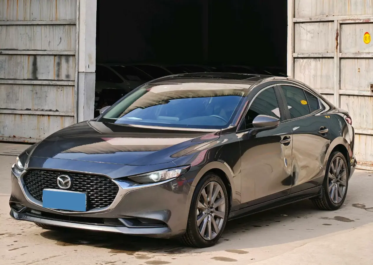 2021 Mazda 3 Axela 2.0L 158HP L4 6AT