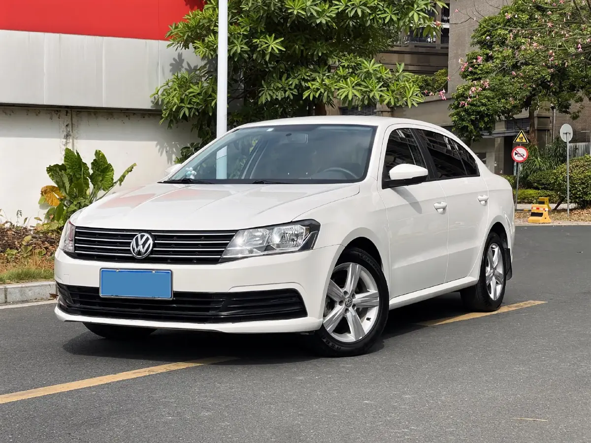 2017 Volkswagen Lavida 1.6L 110HP L4 6AT