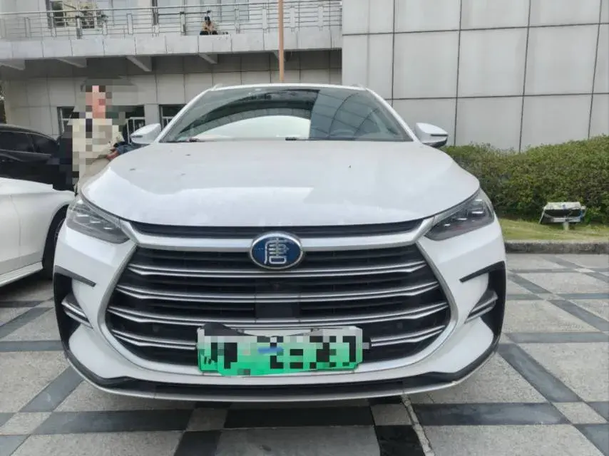 2020 DS 7 thumbnail 2