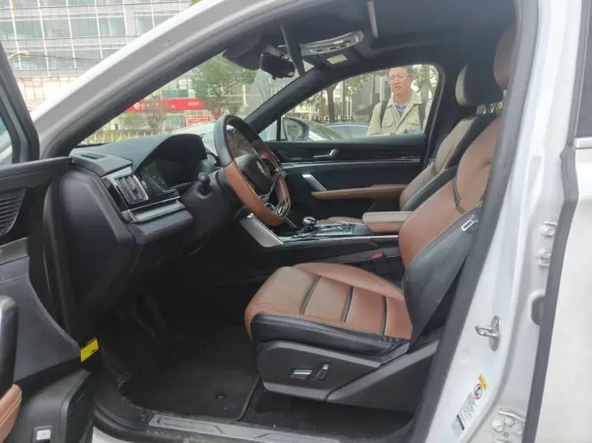 2020 DS 7 thumbnail 3