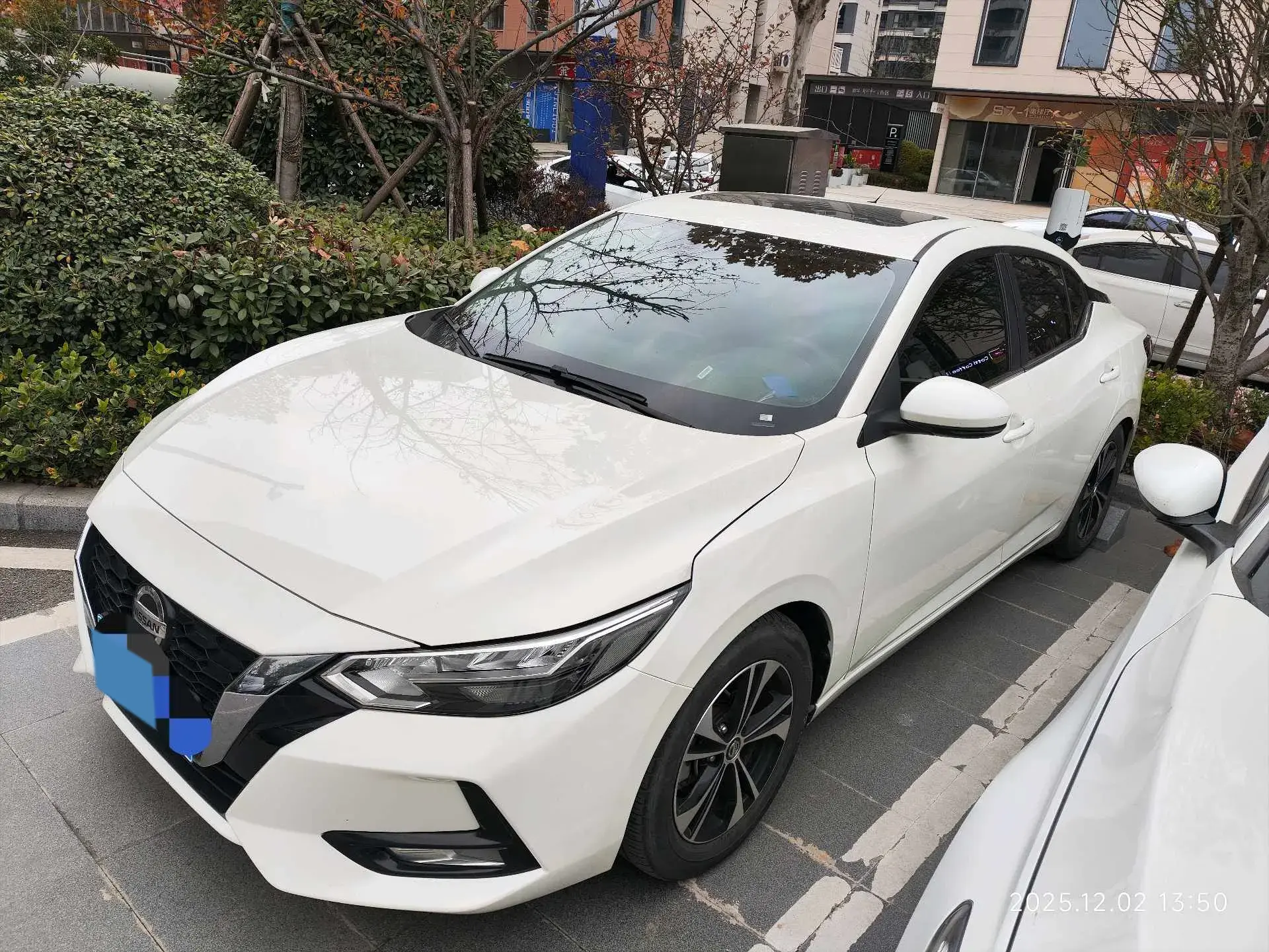 2021 NISSAN SYLPHY view 1