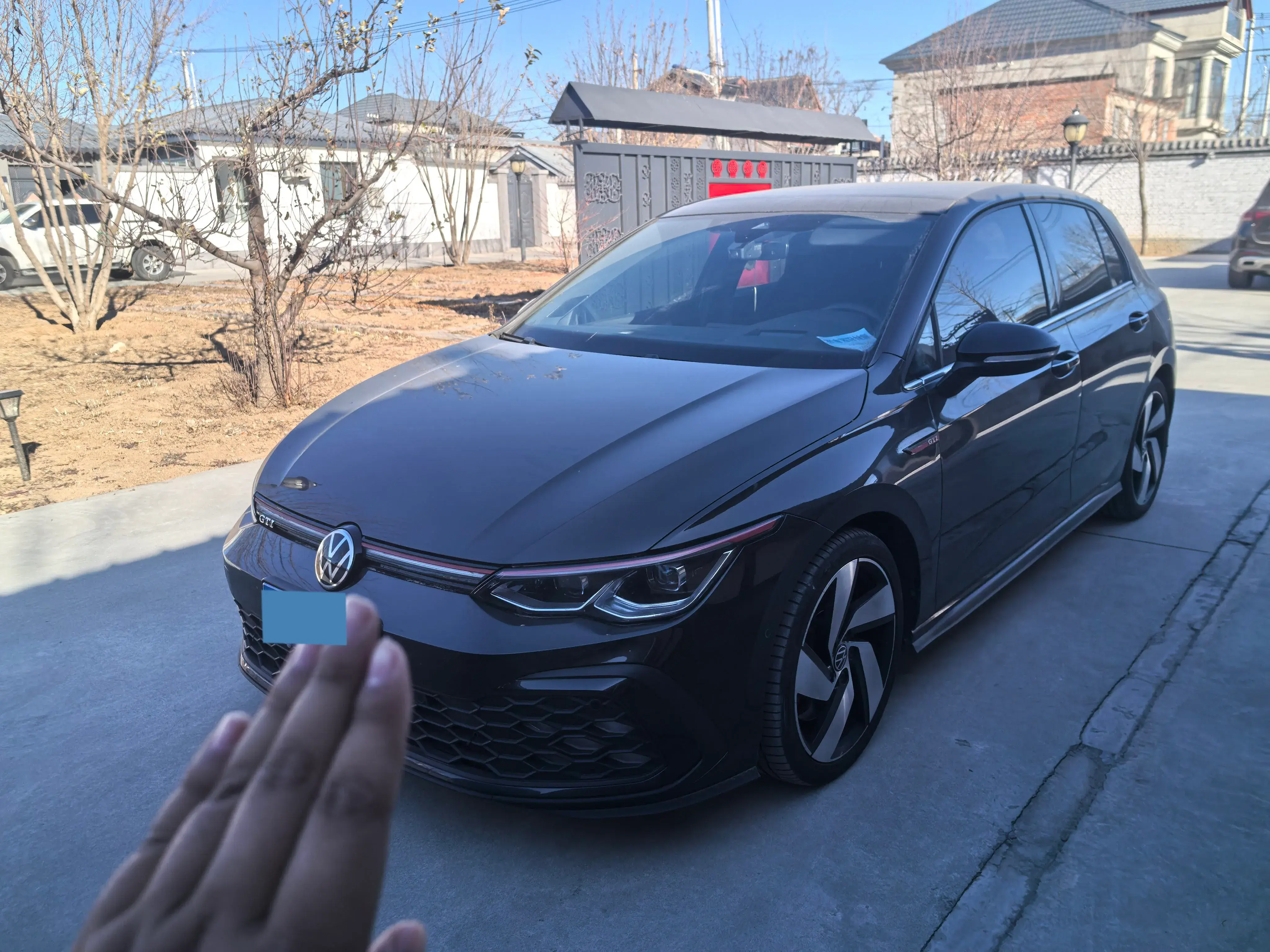 2023 VOLKSWAGEN GOLFGTI view 1