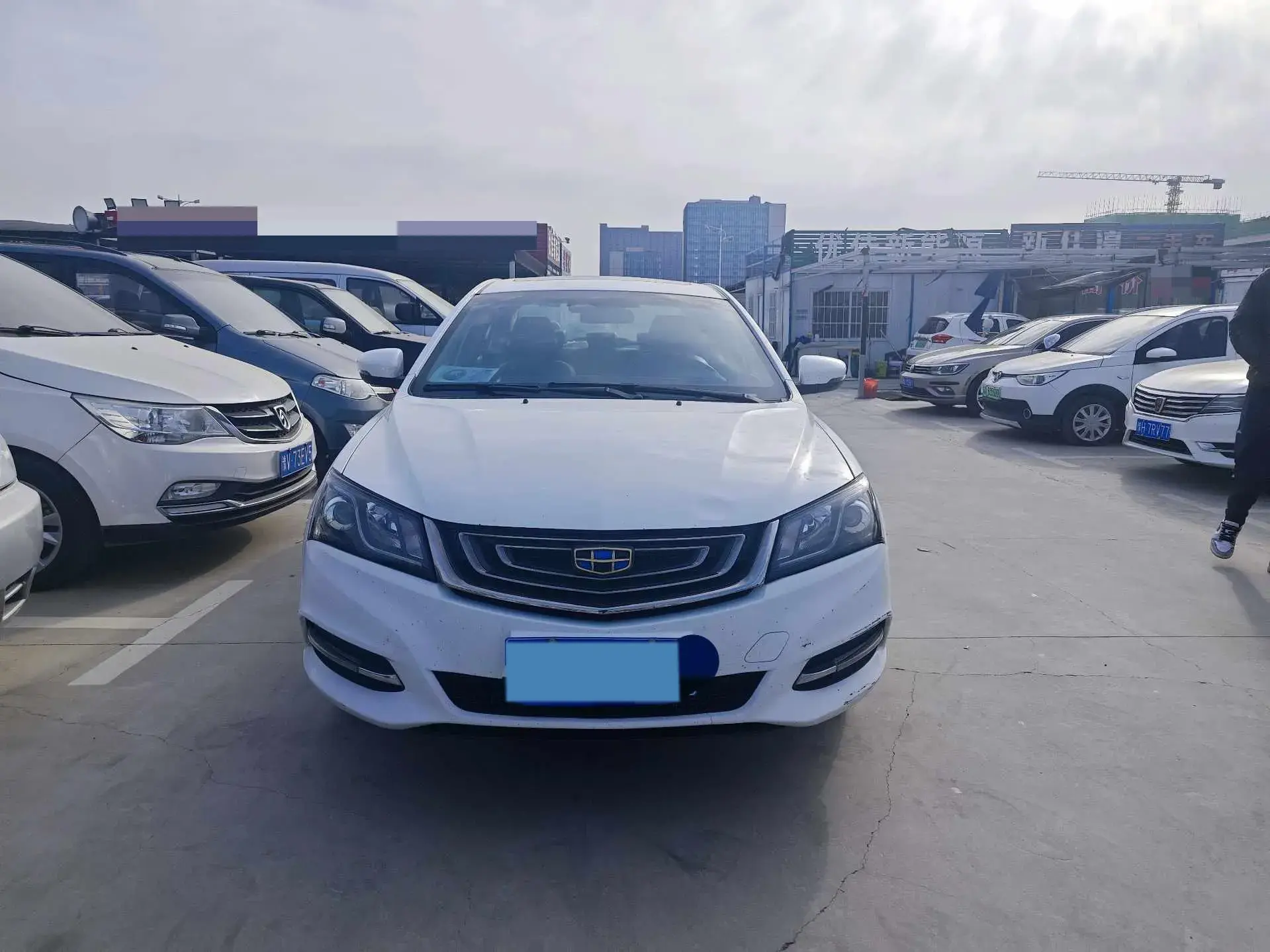2017 GEELY EMGRAND thumbnail 2