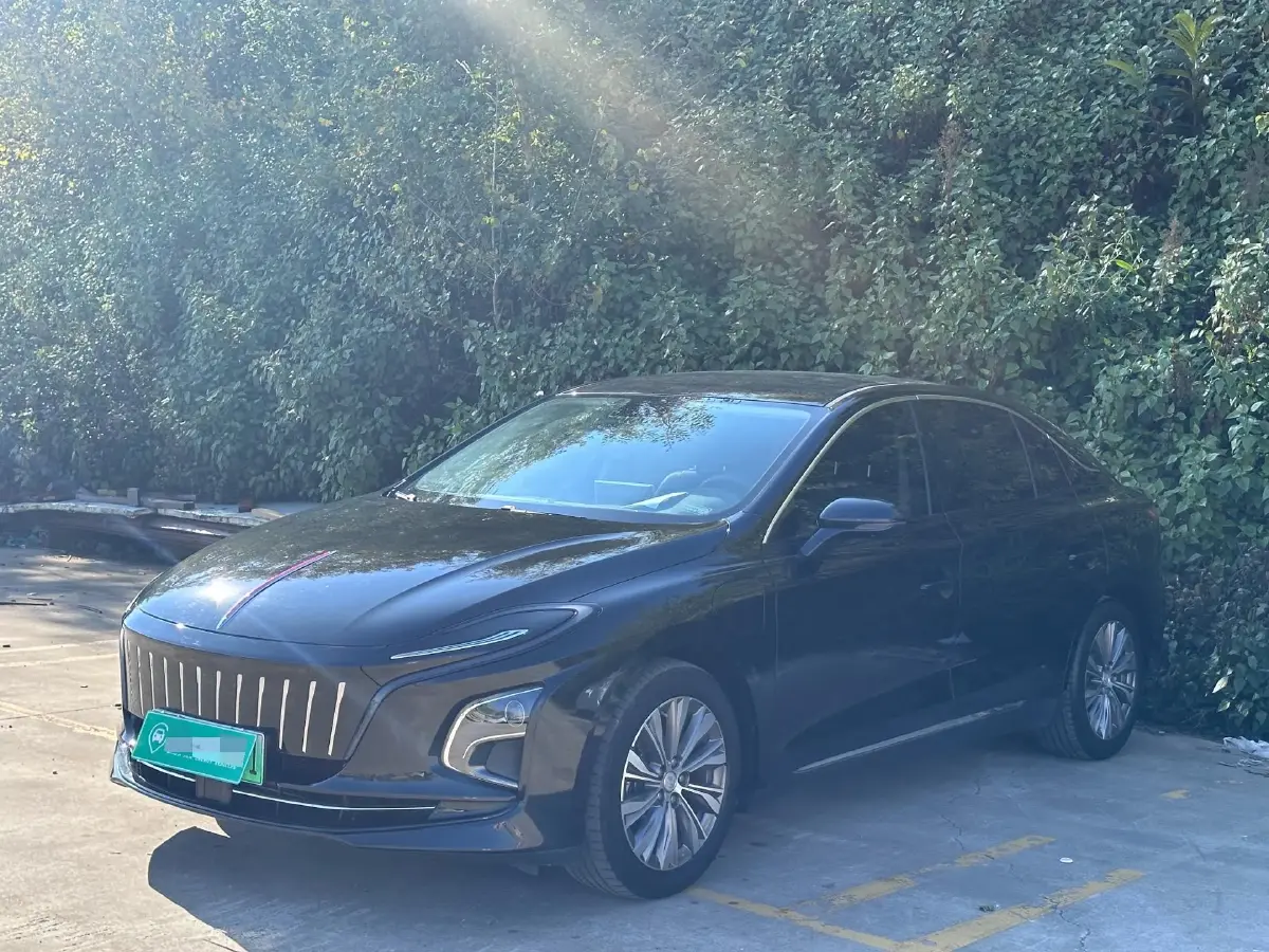2022 HongQi E-QM5 BEV 54KWH
