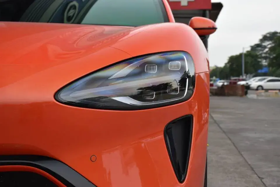 2024 MI SU7 thumbnail 4