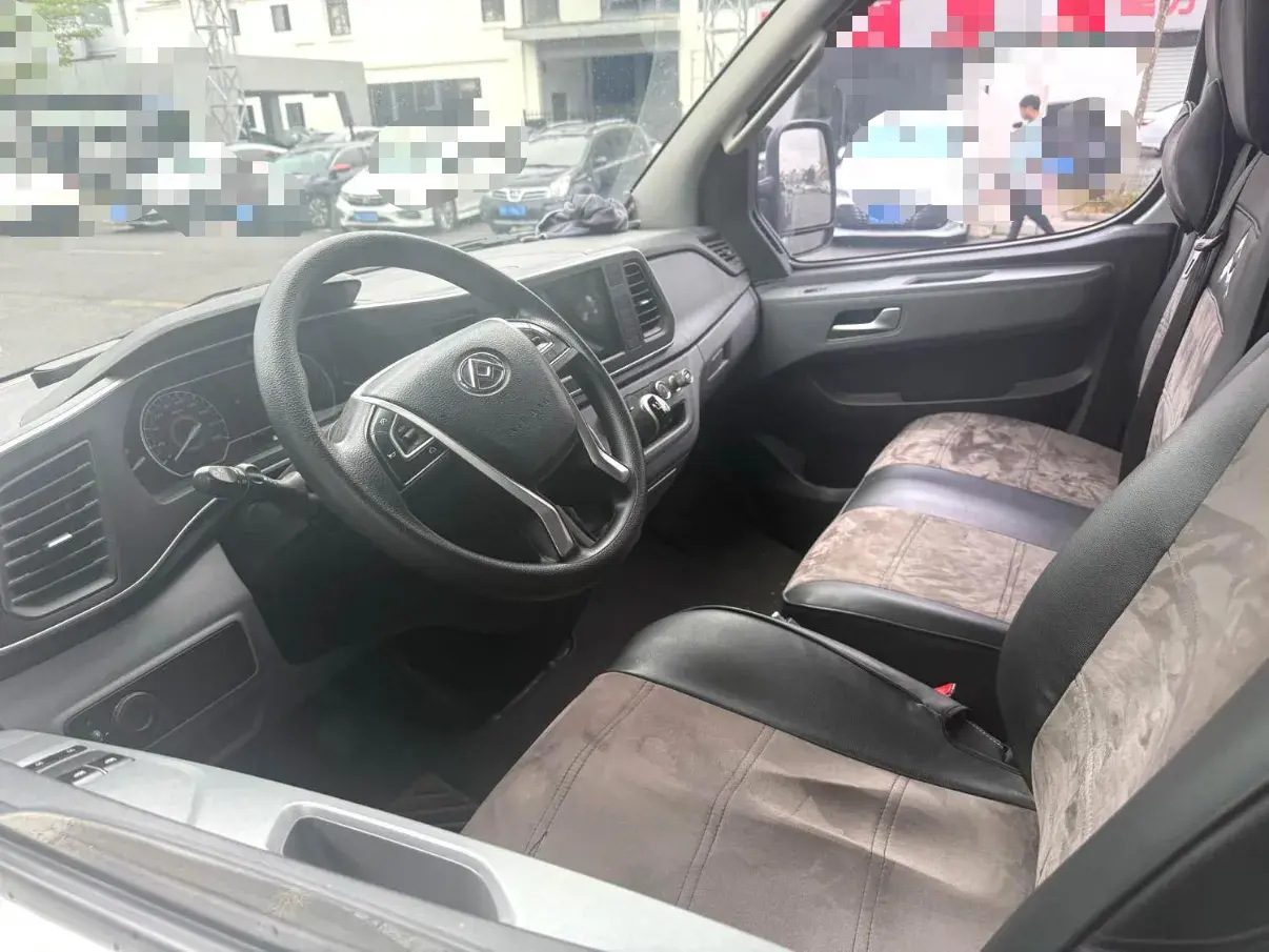 2025 MAXUS XINTU thumbnail 2