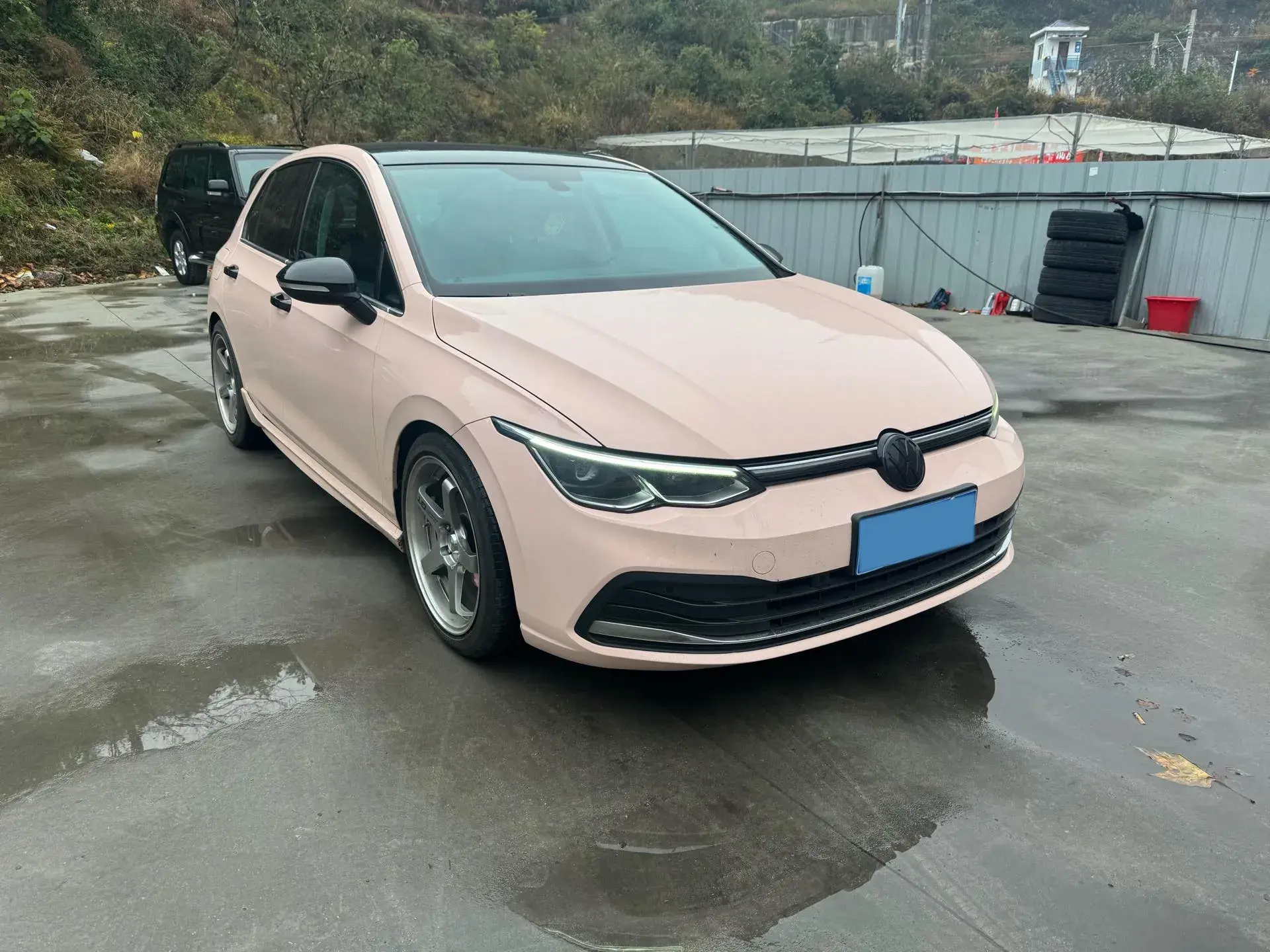 2021 VOLKSWAGEN GOLF thumbnail 3