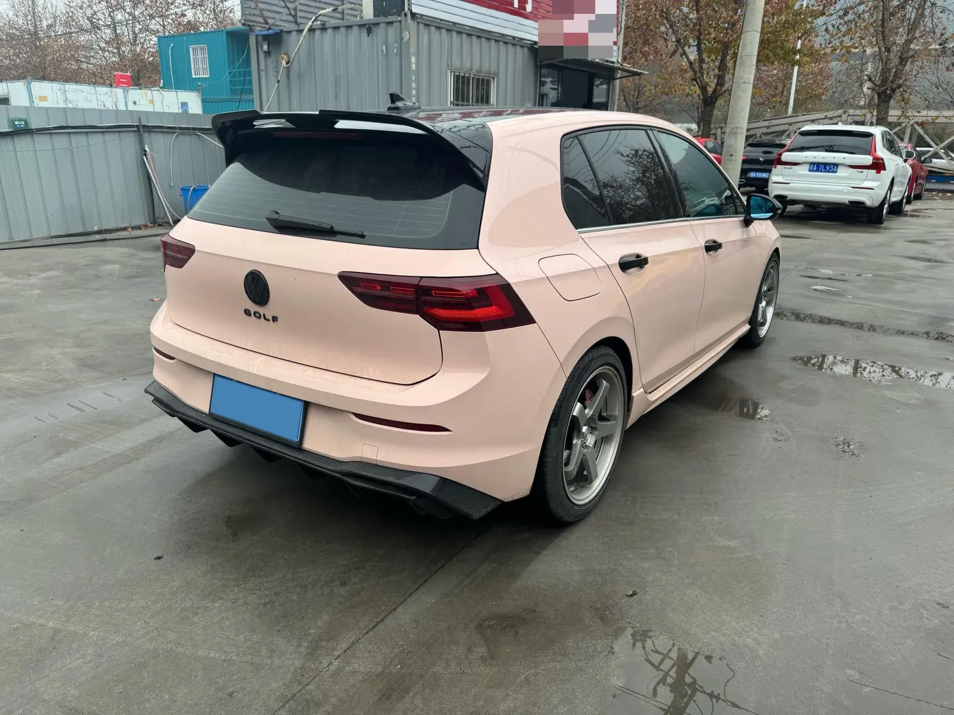 2021 VOLKSWAGEN GOLF thumbnail 4