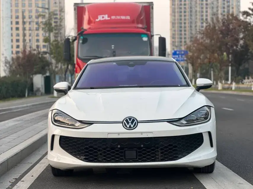 2022 VOLKSWAGEN LAVIDA thumbnail 2