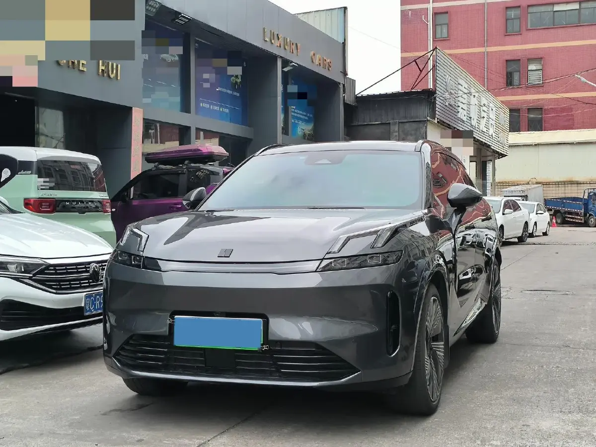 2023 LYNK&CO 08 EM-P 1.5T 163HP L4 3DHT PHEV 21.2KWH