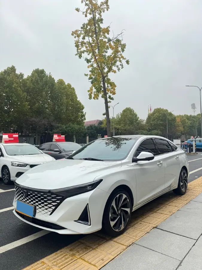 2023 ChangAn Raeton Plus 1.5T 188HP L4 7DCT