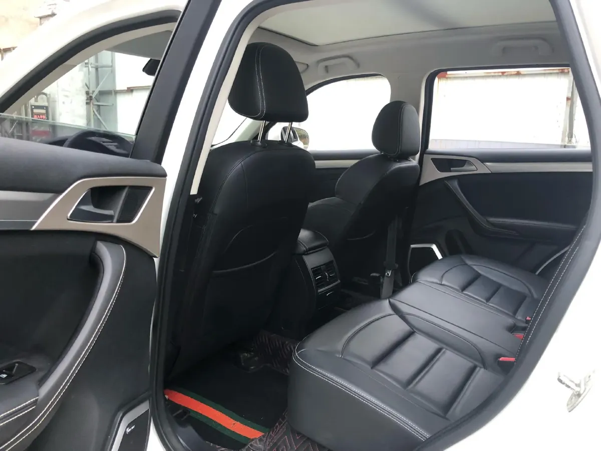 2019 Haval H7 2.0T 231HP L4 7DCT,autocango,china used car exporter,china ev exporter,chinese used car exporter,chinese used ev exporter