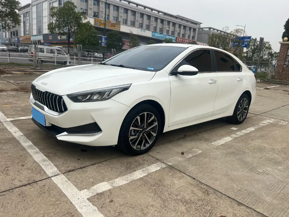 2021 Kia K3 1.5L 115HP L4 CVT