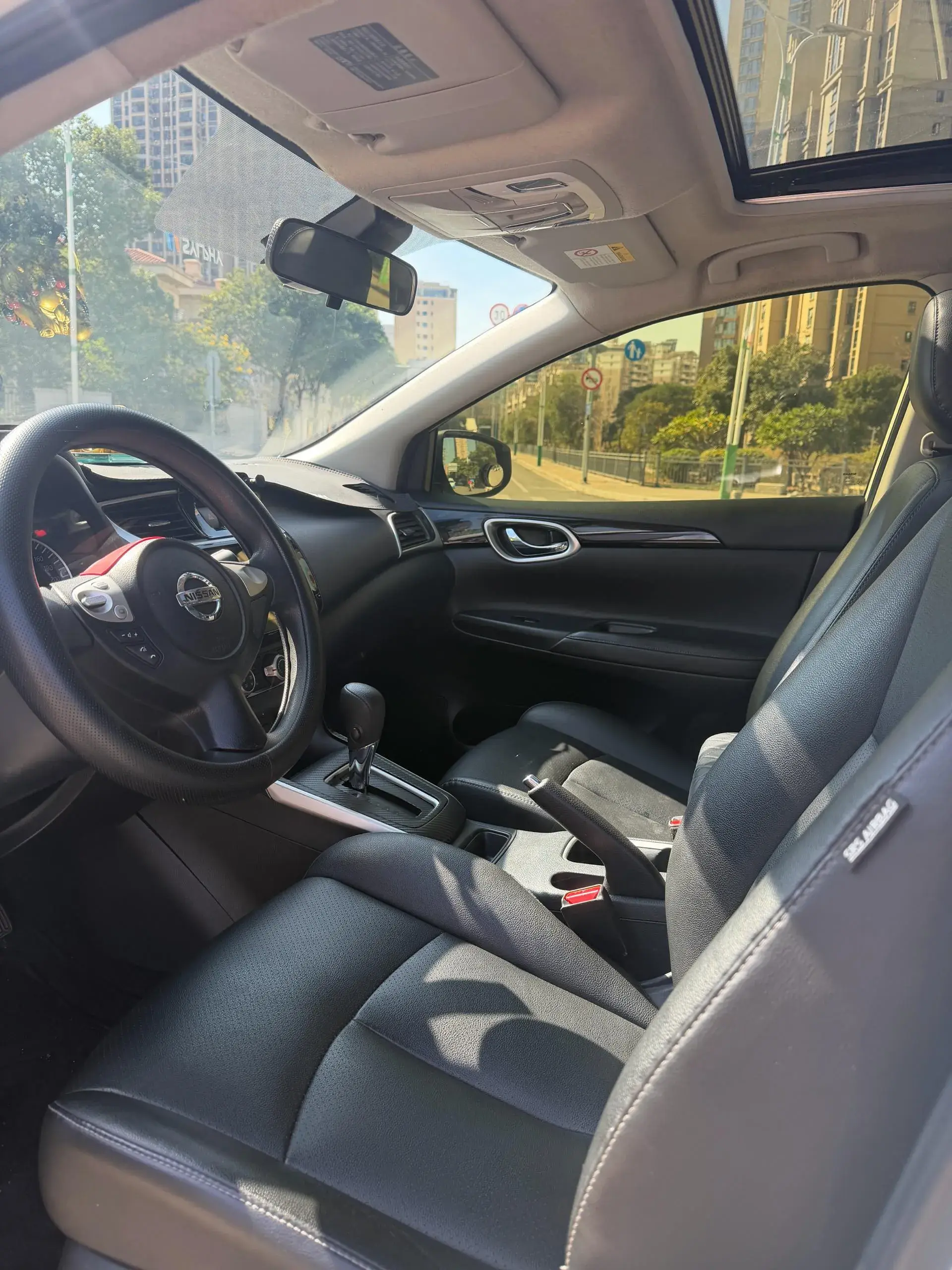 2021 NISSAN SYLPHY thumbnail 4