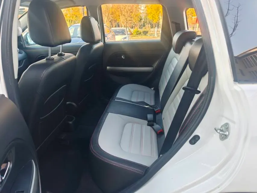 2011 Great Wall Florid 1.3L 92HP L4 5MT,autocango,china used car exporter,china ev exporter,chinese used car exporter,chinese used ev exporter