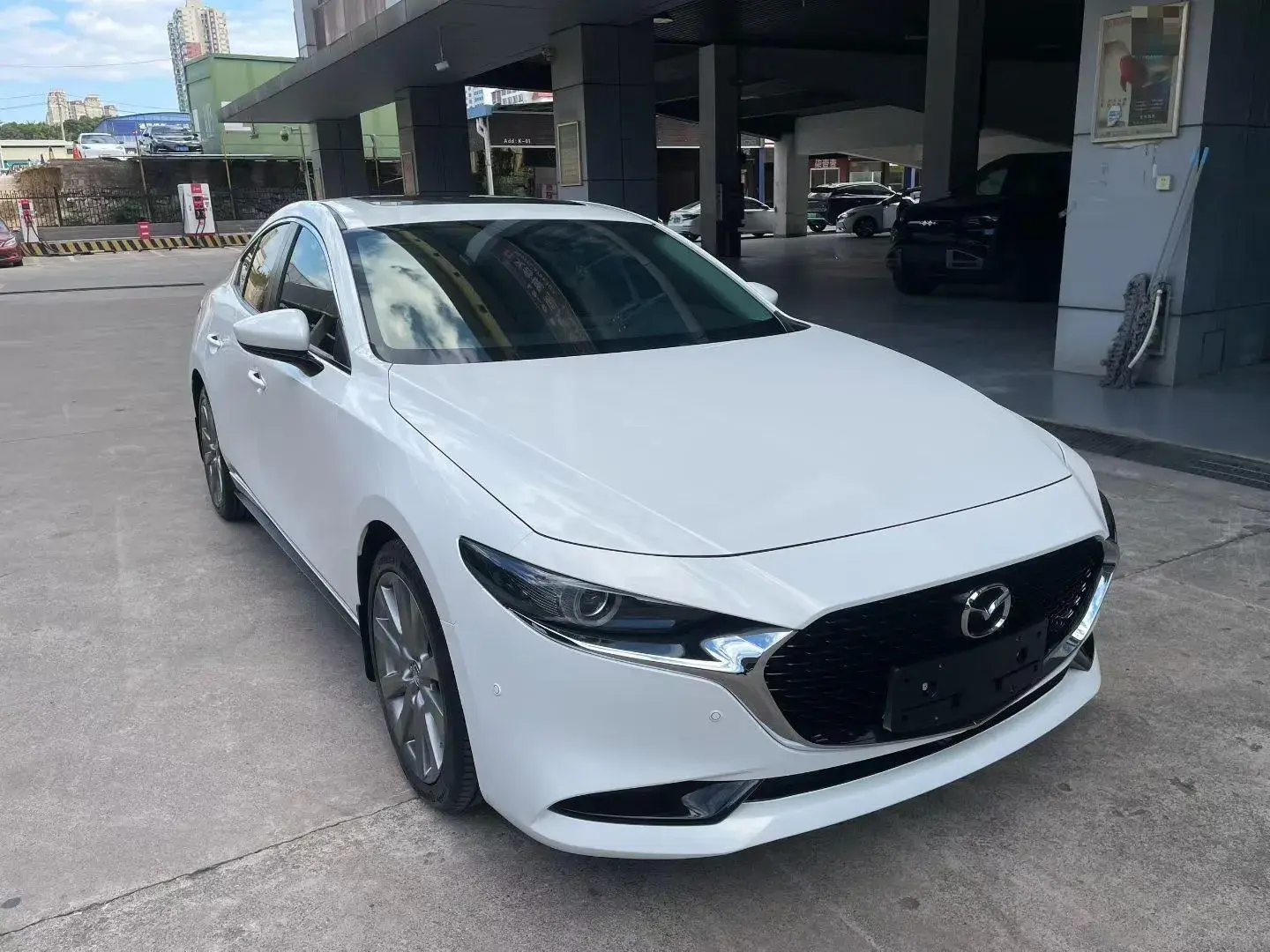2020 MAZDA 3 thumbnail 3
