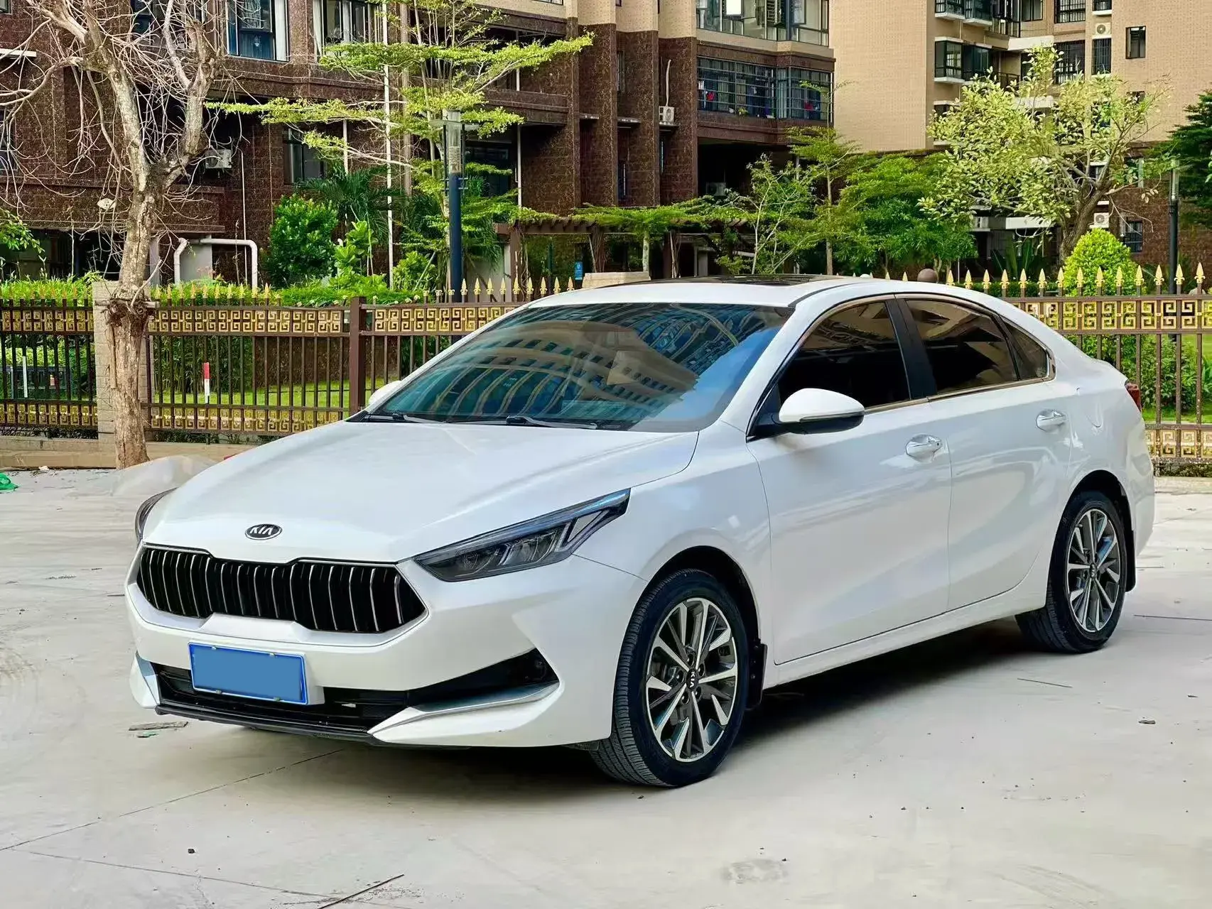 2020 KIA K3 view 1