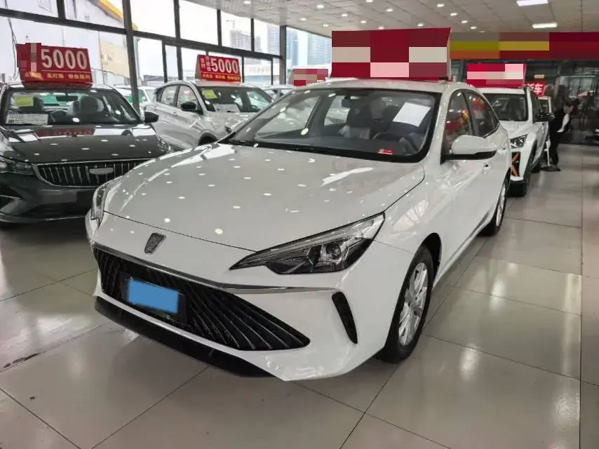 2024 ROEWE I5 view 1