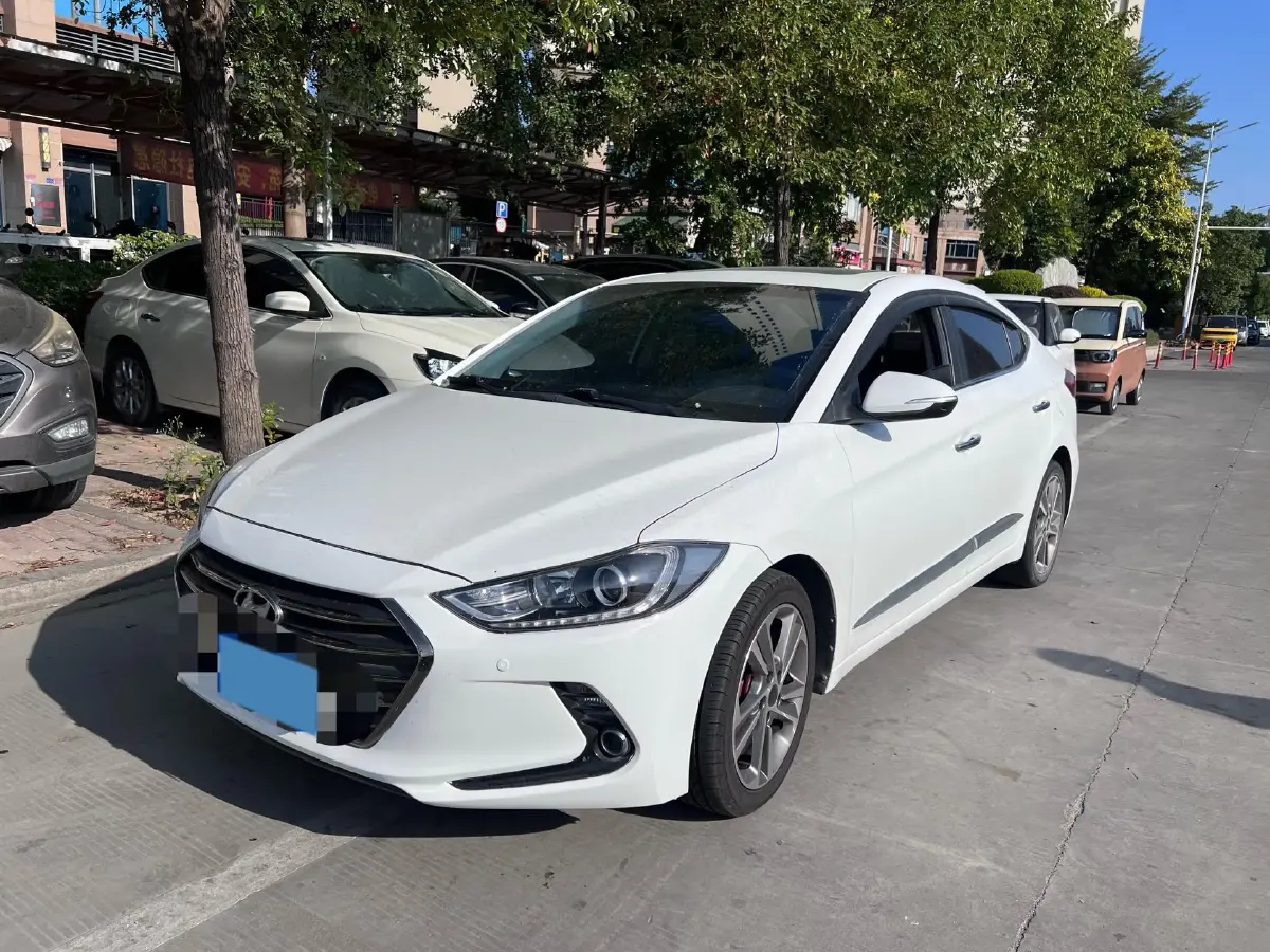 2016 Hyundai Elantra 1.6L 130HP L4 6AT