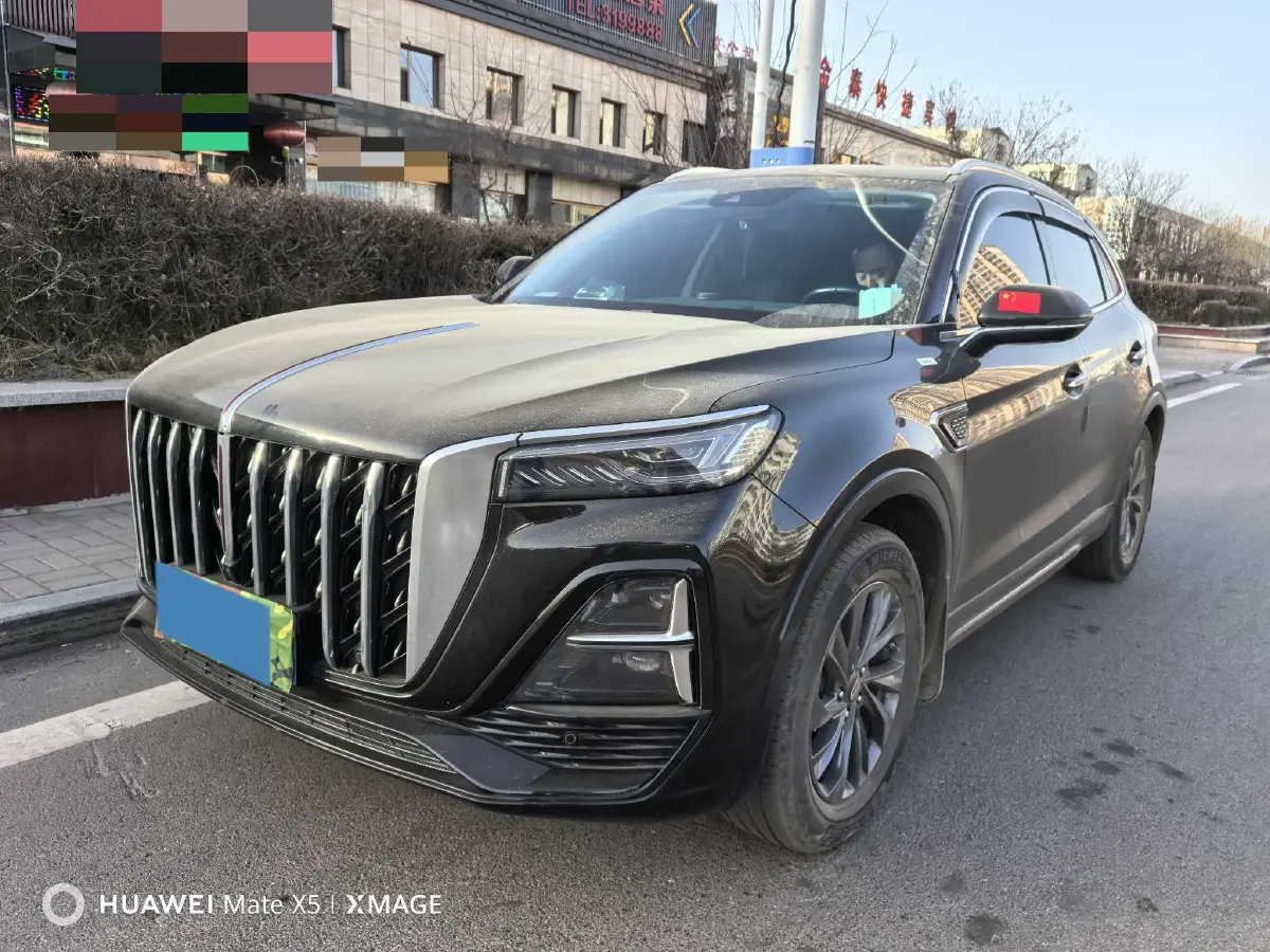 2023 HongQi HS5 2.0T 252HP L4 8AT