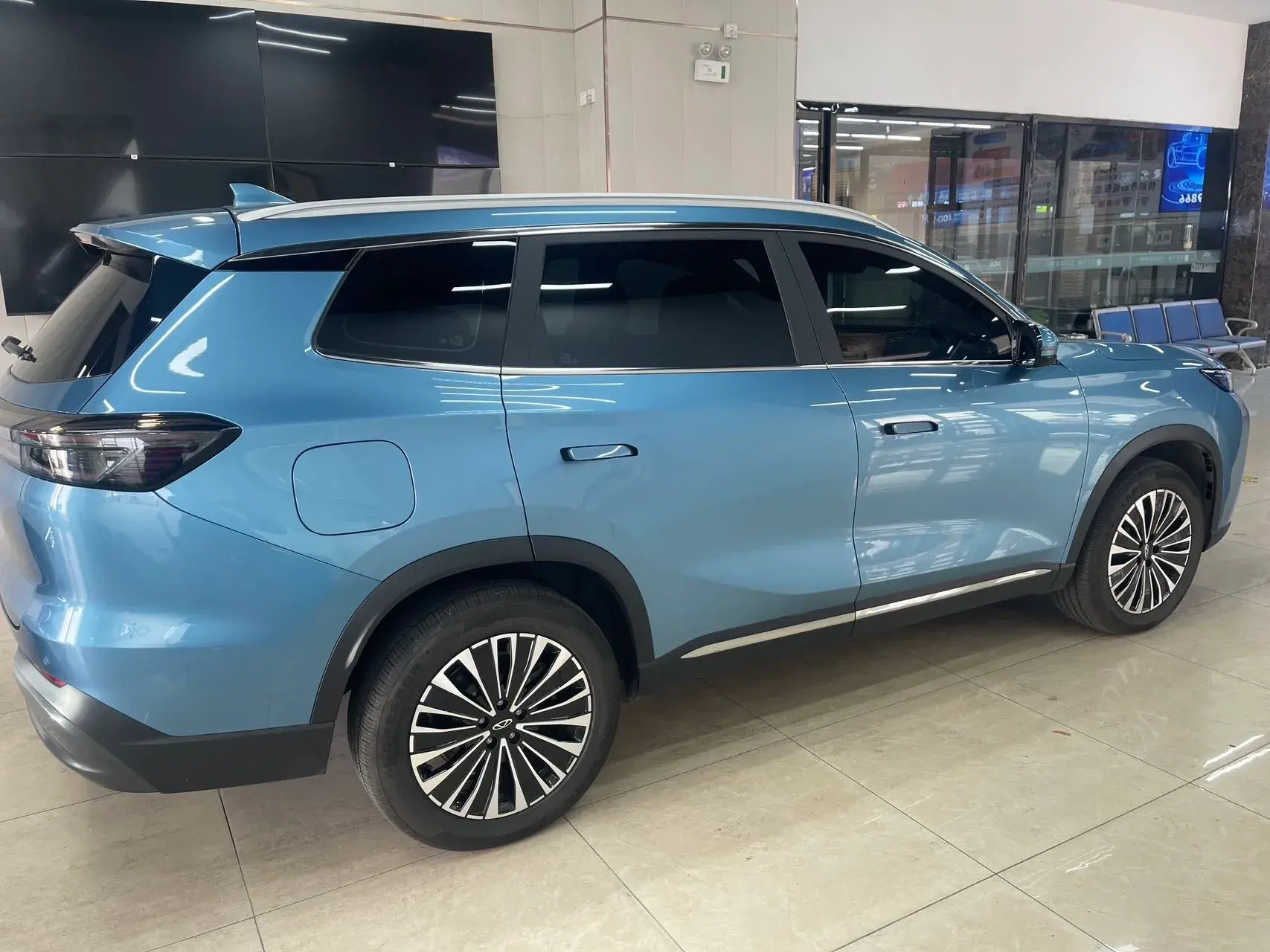 2025 CHERY TIGGO8 thumbnail 4