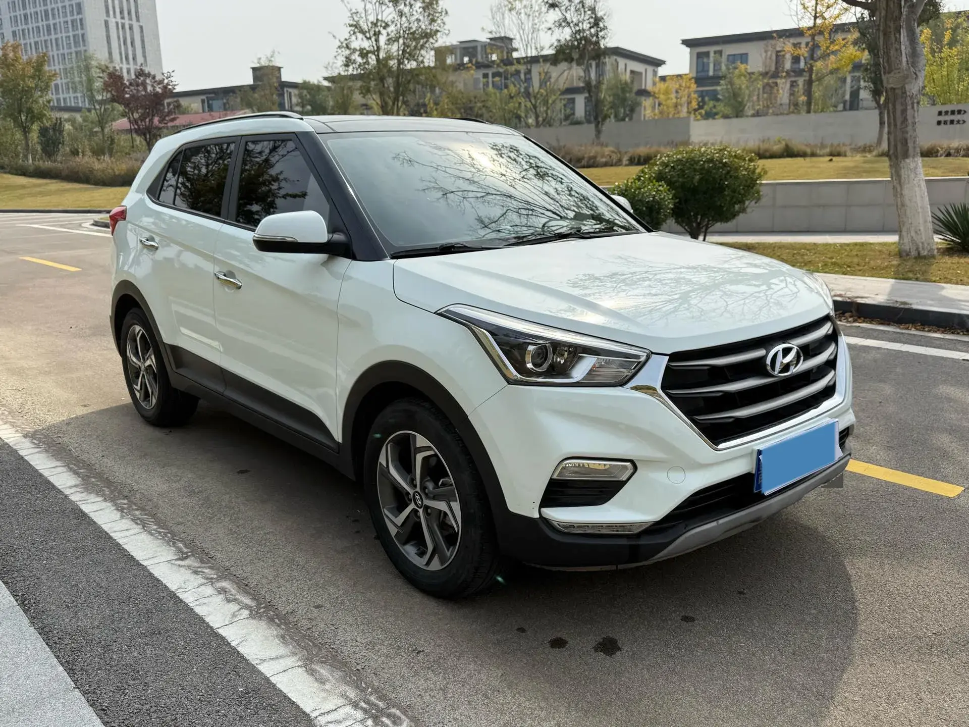 2017 HYUNDAI IX25 thumbnail 3