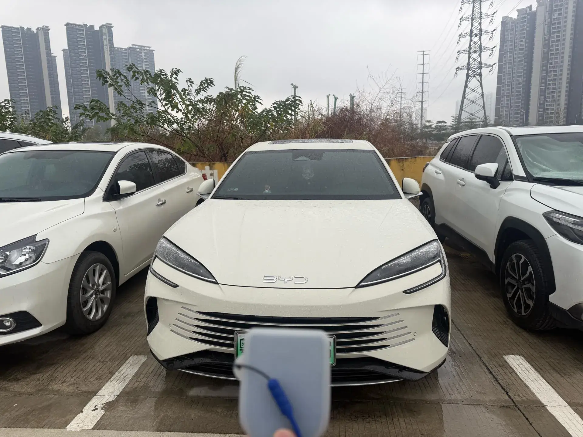 2023 BYD SEAL thumbnail 2