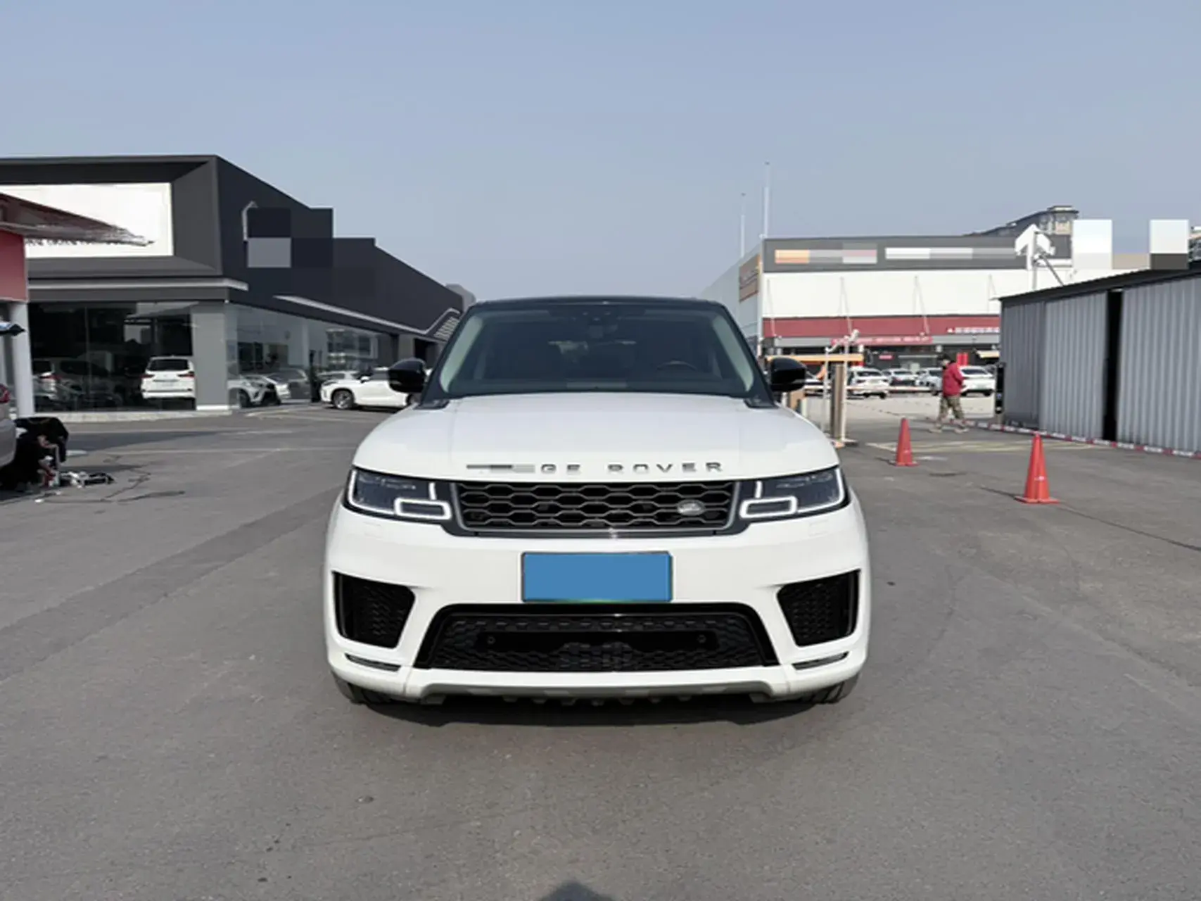 2018 LAND ROVER thumbnail 2