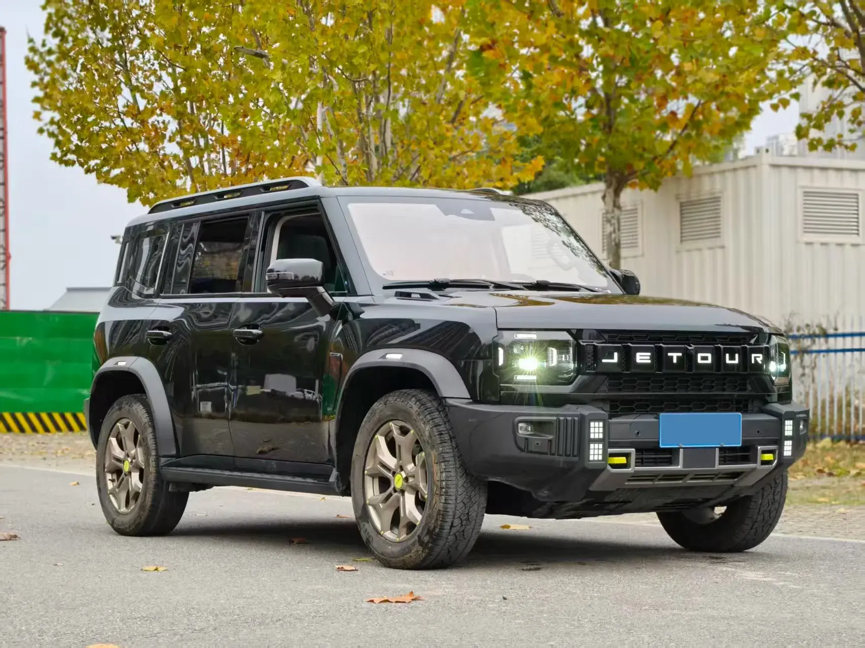 2023 JETOUR TRAVELLER thumbnail 3