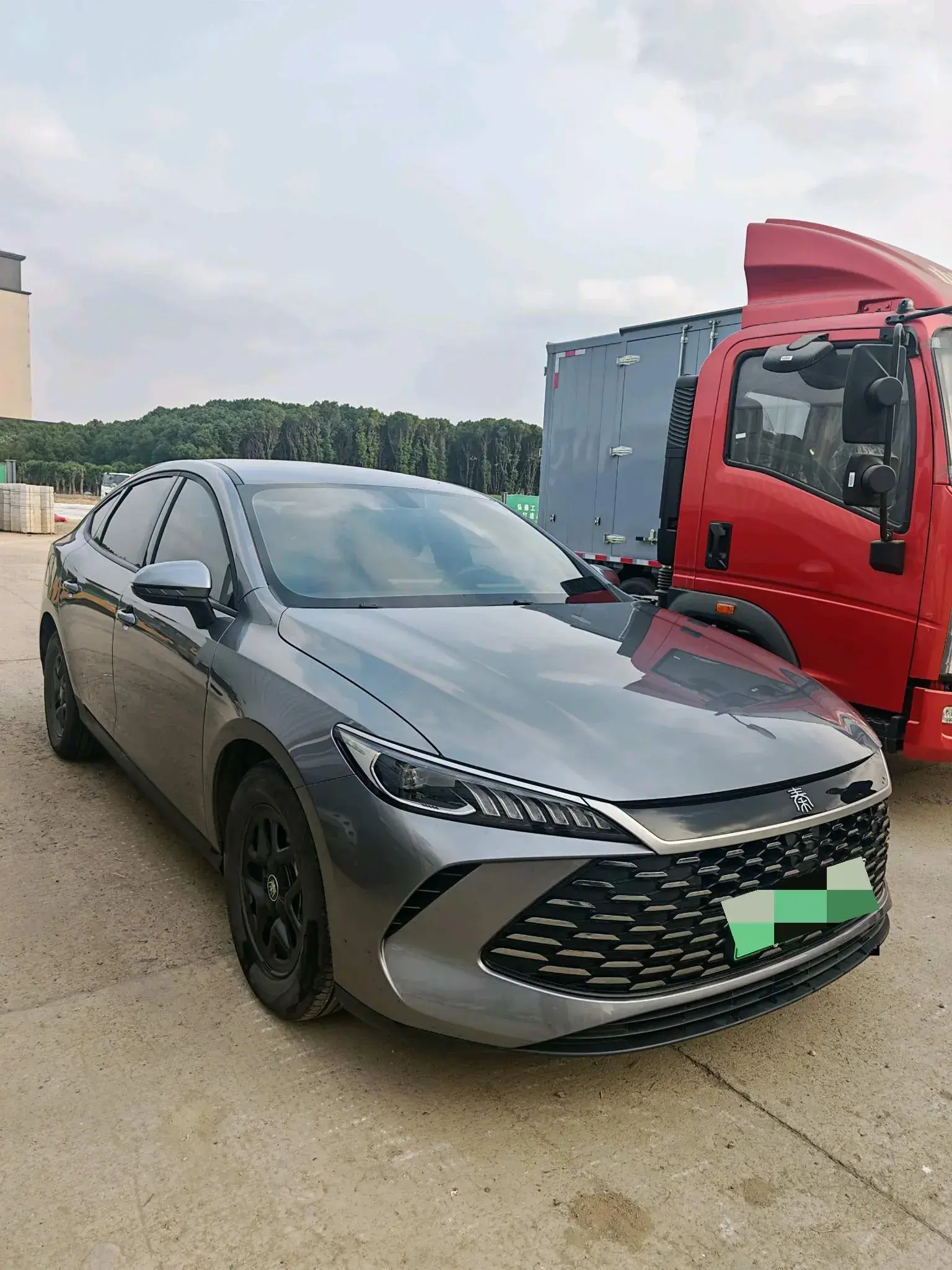 2025 BYD QIN thumbnail 3