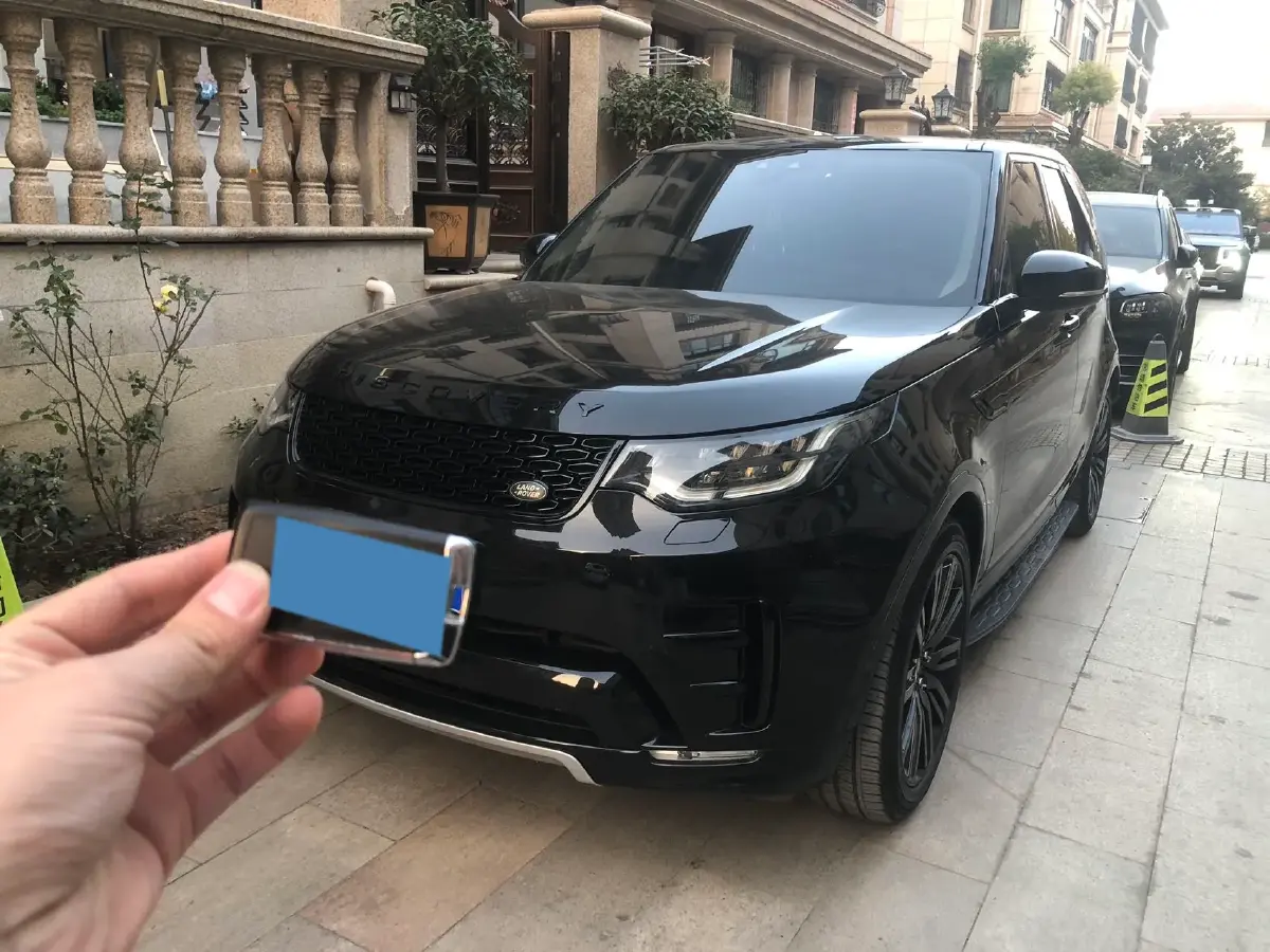 2019 Land Rover Discovery 3.0T 340HP V6 8AT