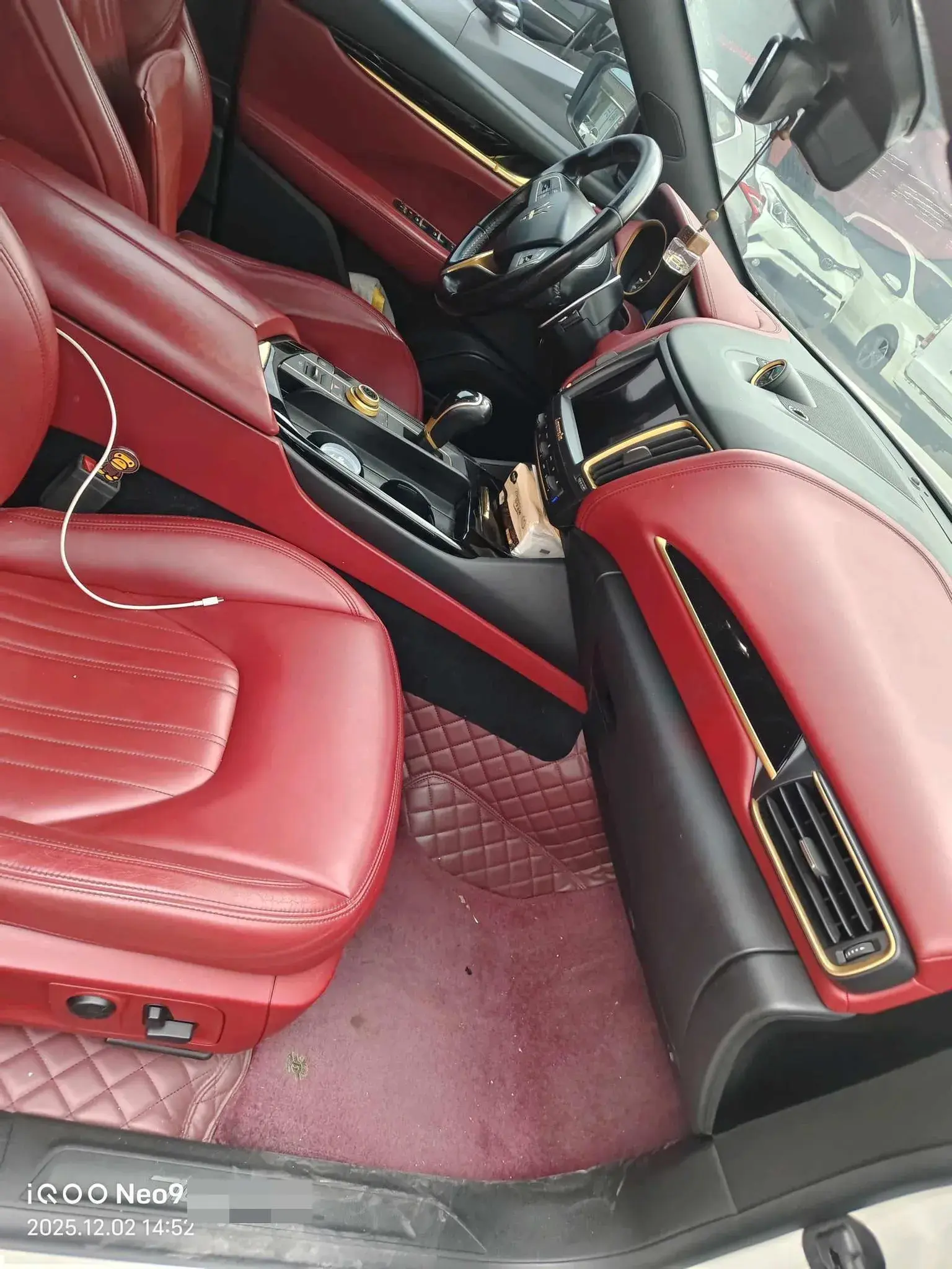 2018 MASERATI LEVANTE thumbnail 2