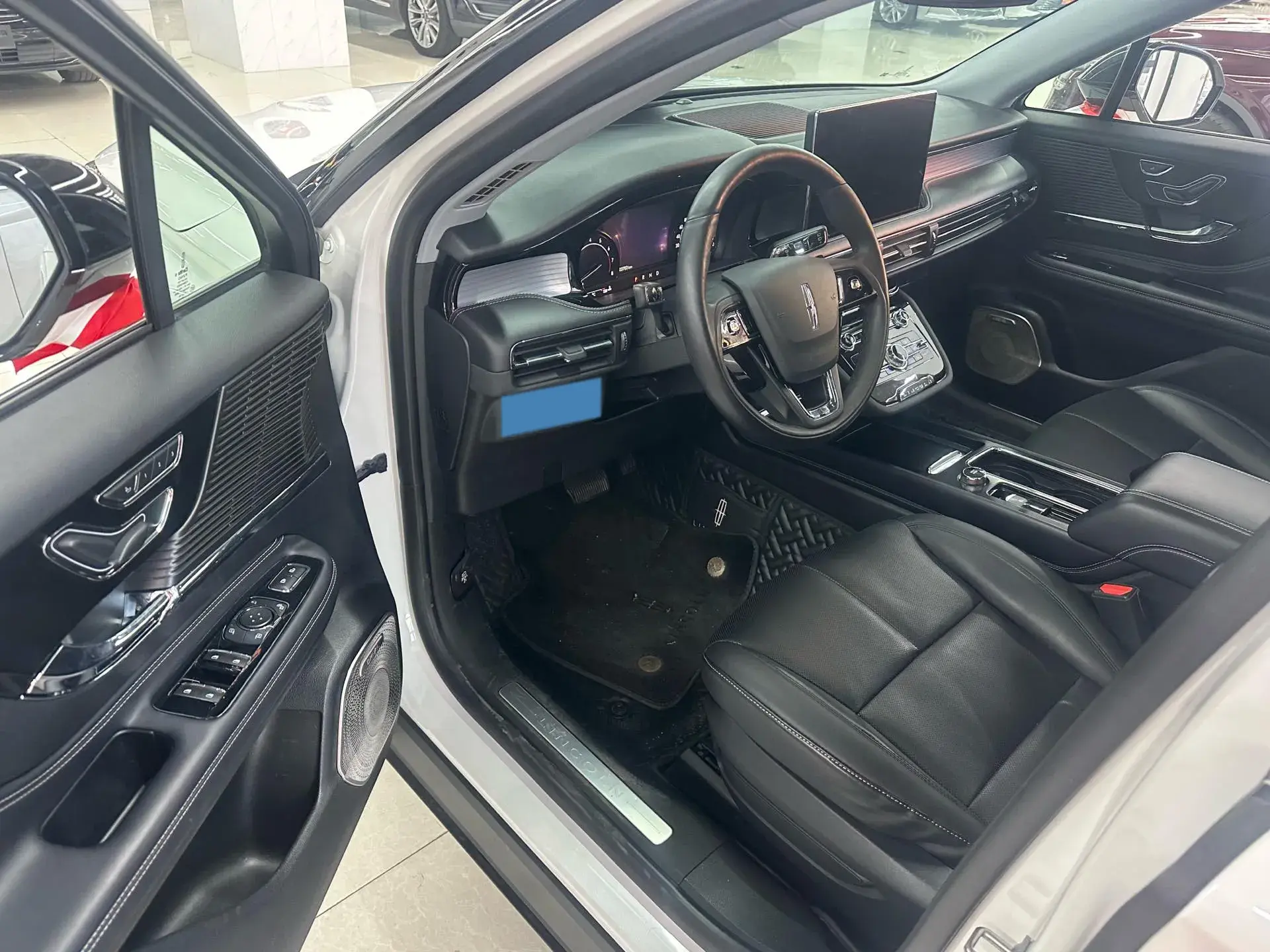 2020 LINCOLN CORSAIR thumbnail 2