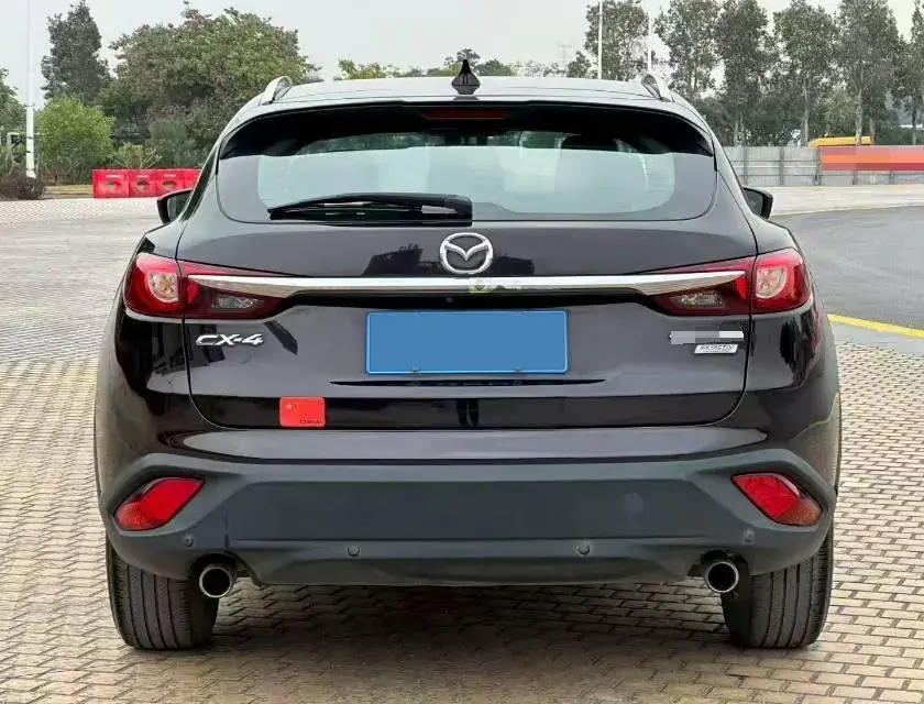 2020 MAZDA CX-4 thumbnail 4