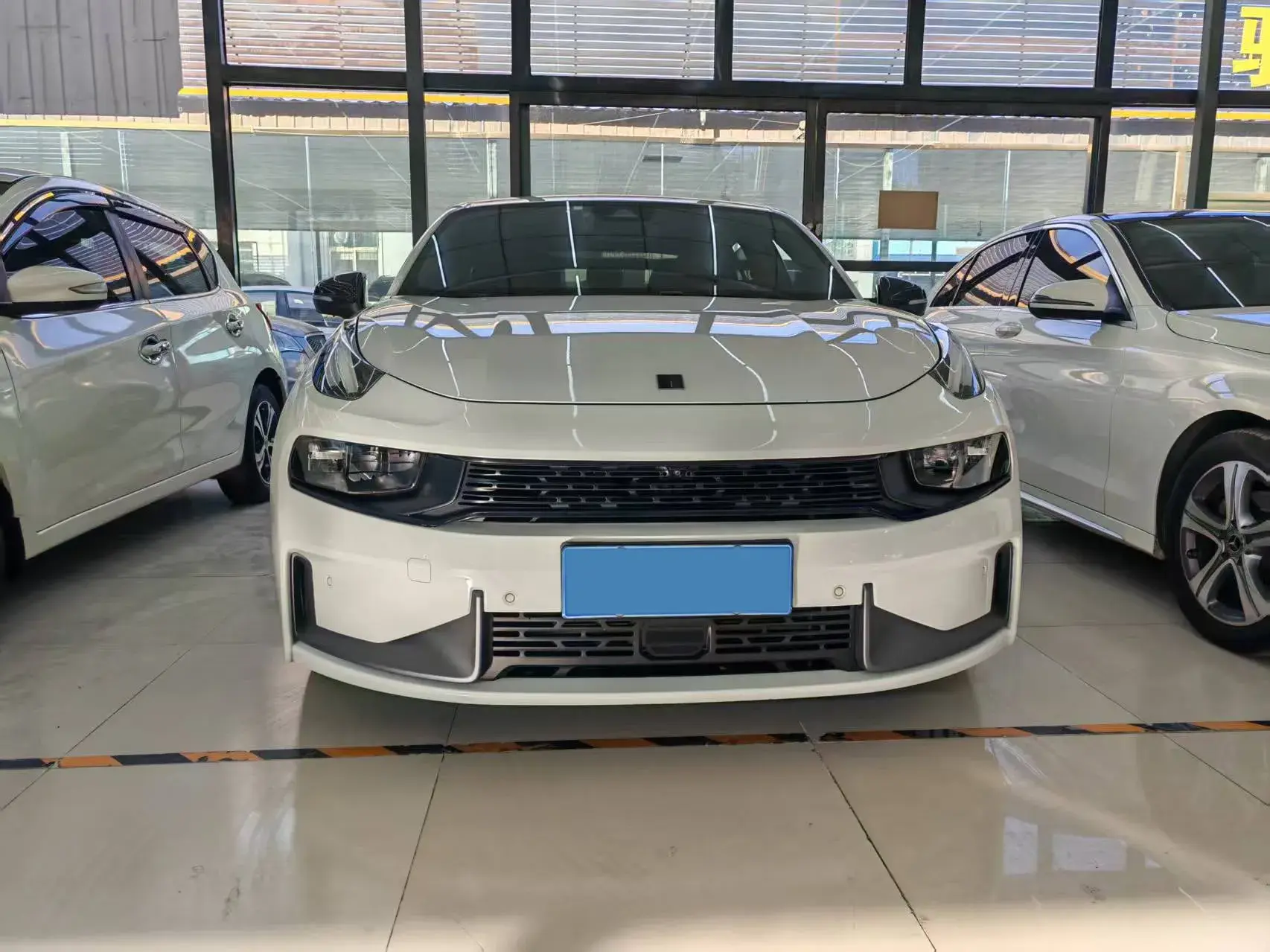 2022 LYNK&CO 03 thumbnail 2