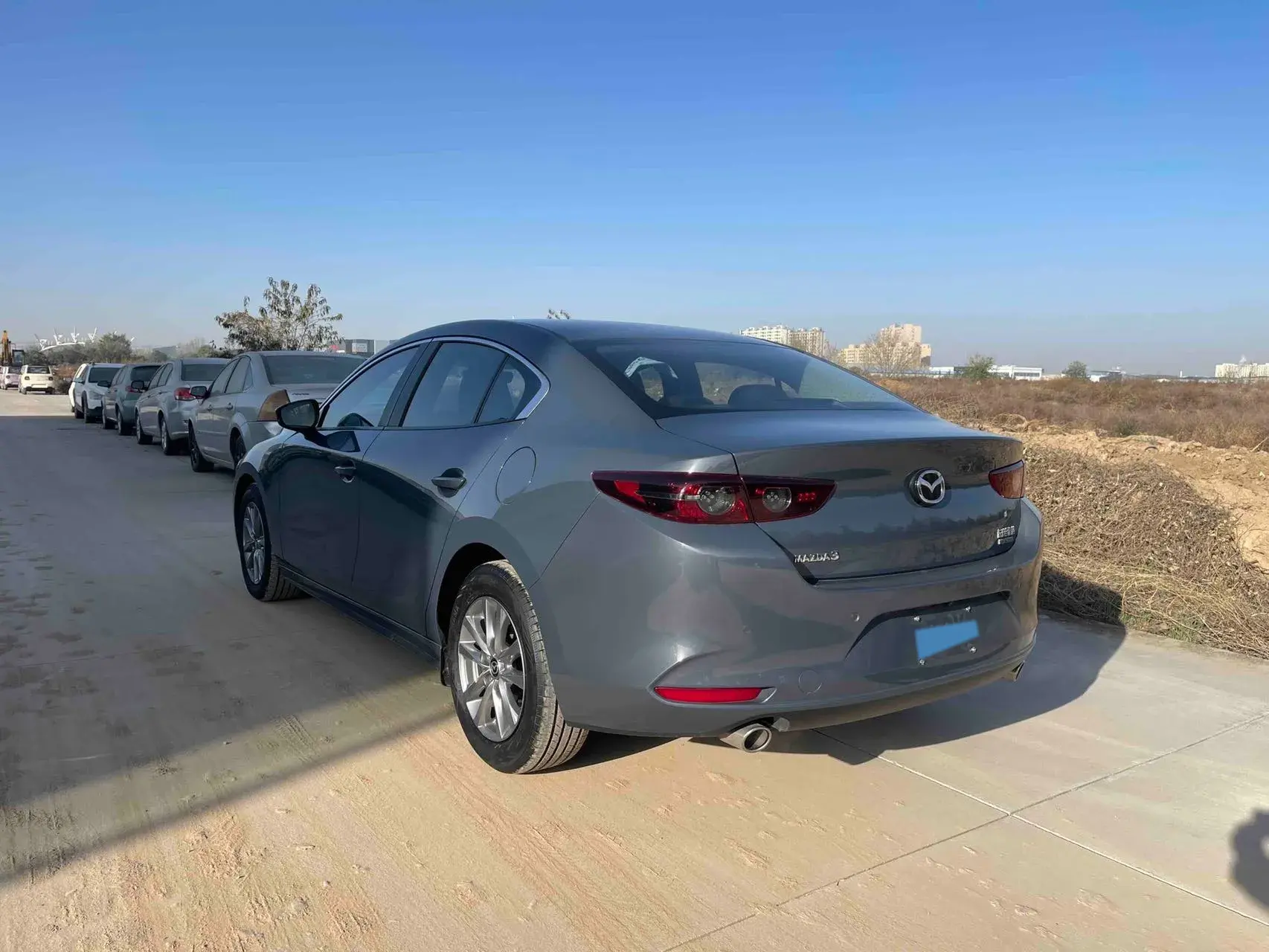 2023 MAZDA 3 thumbnail 2