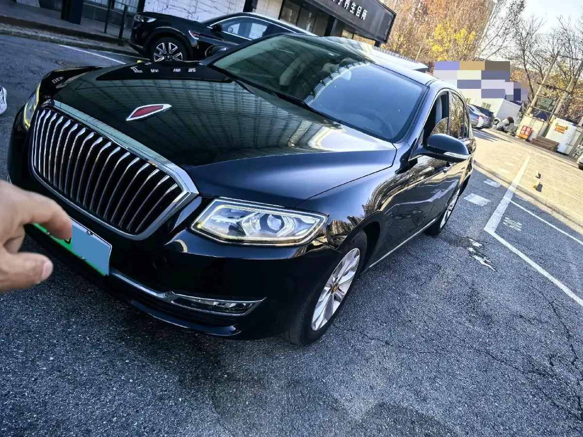 2015 HongQi H7 2.0T 204HP L4 6AT