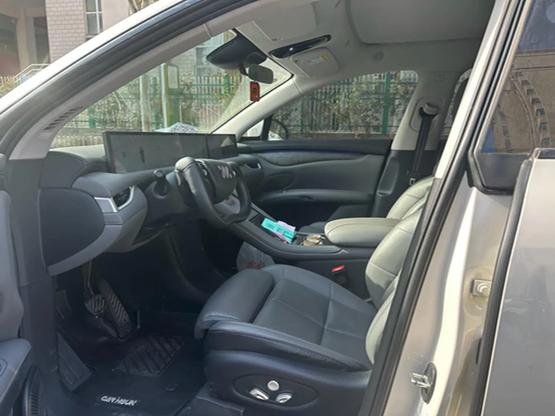 2023 IM LS6 thumbnail 4