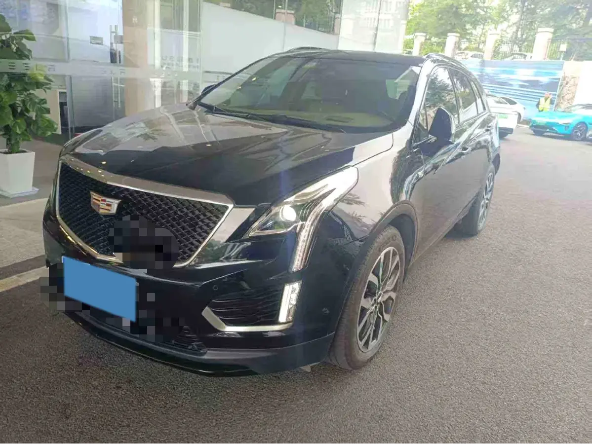2020 Cadillac XT4 2.0T 237HP L4 9AT