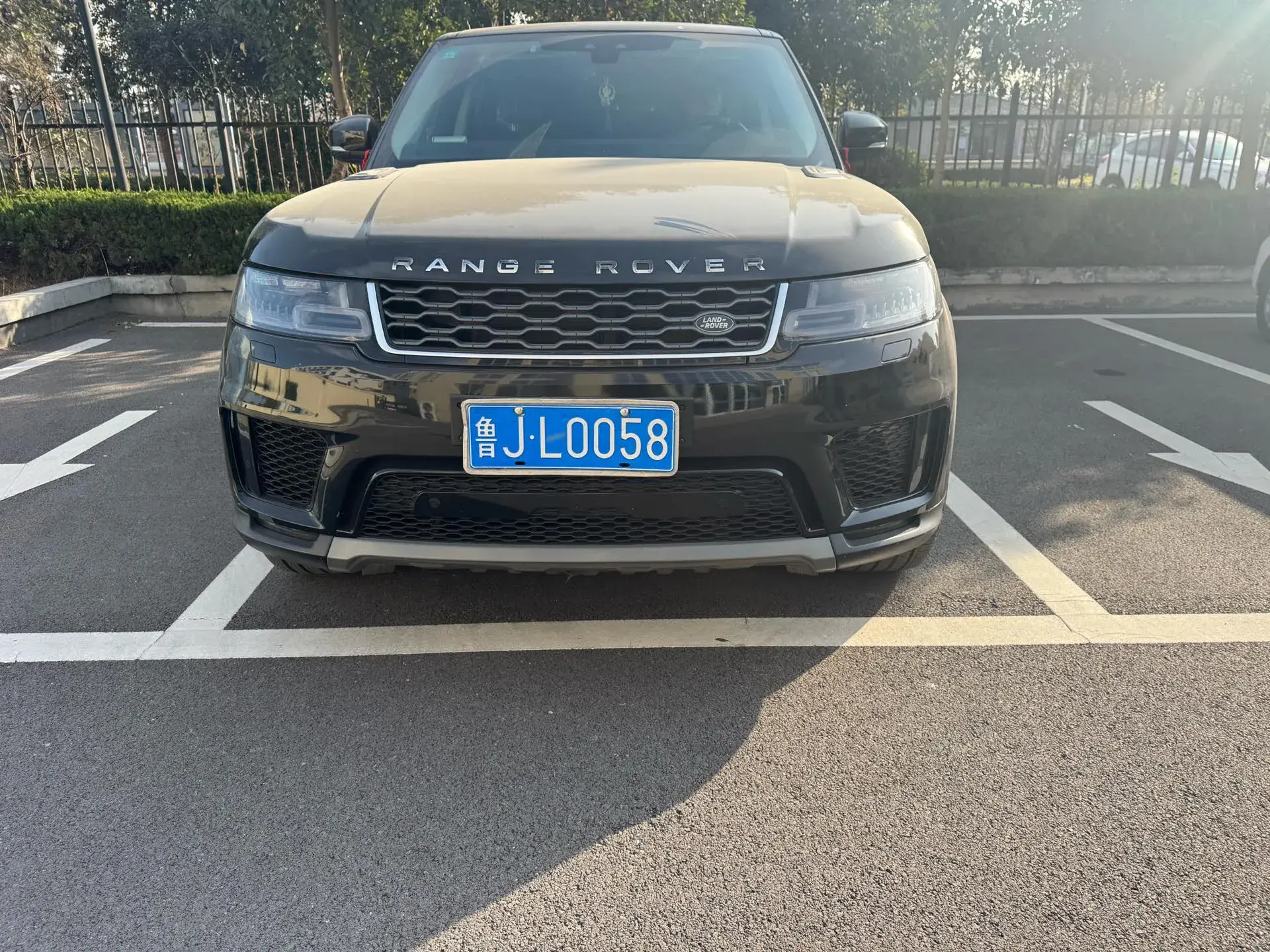 2018 LAND ROVER thumbnail 2