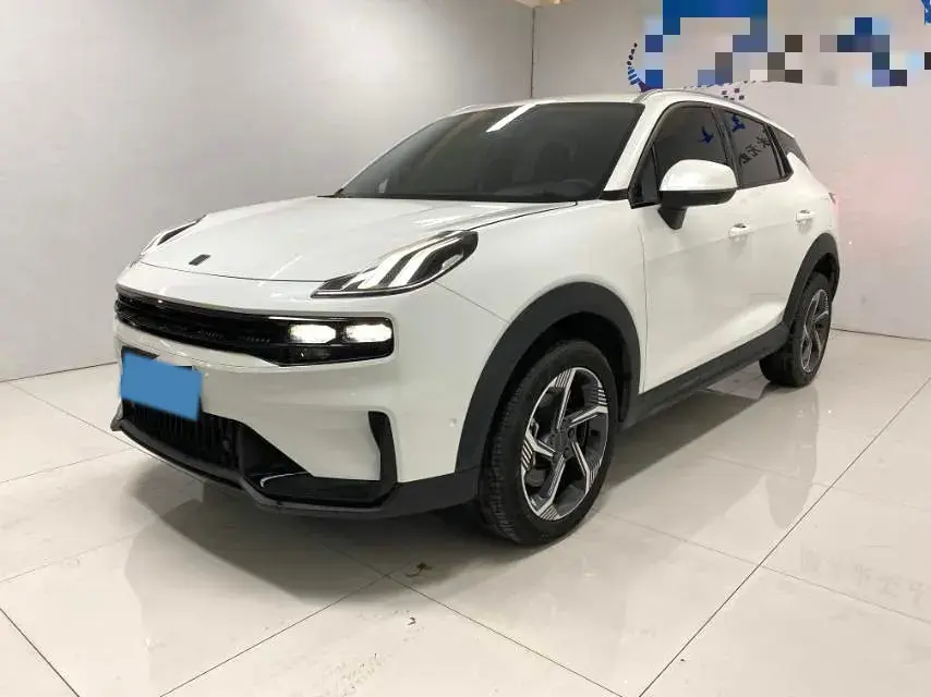 2023 LYNK&CO 06 view 1