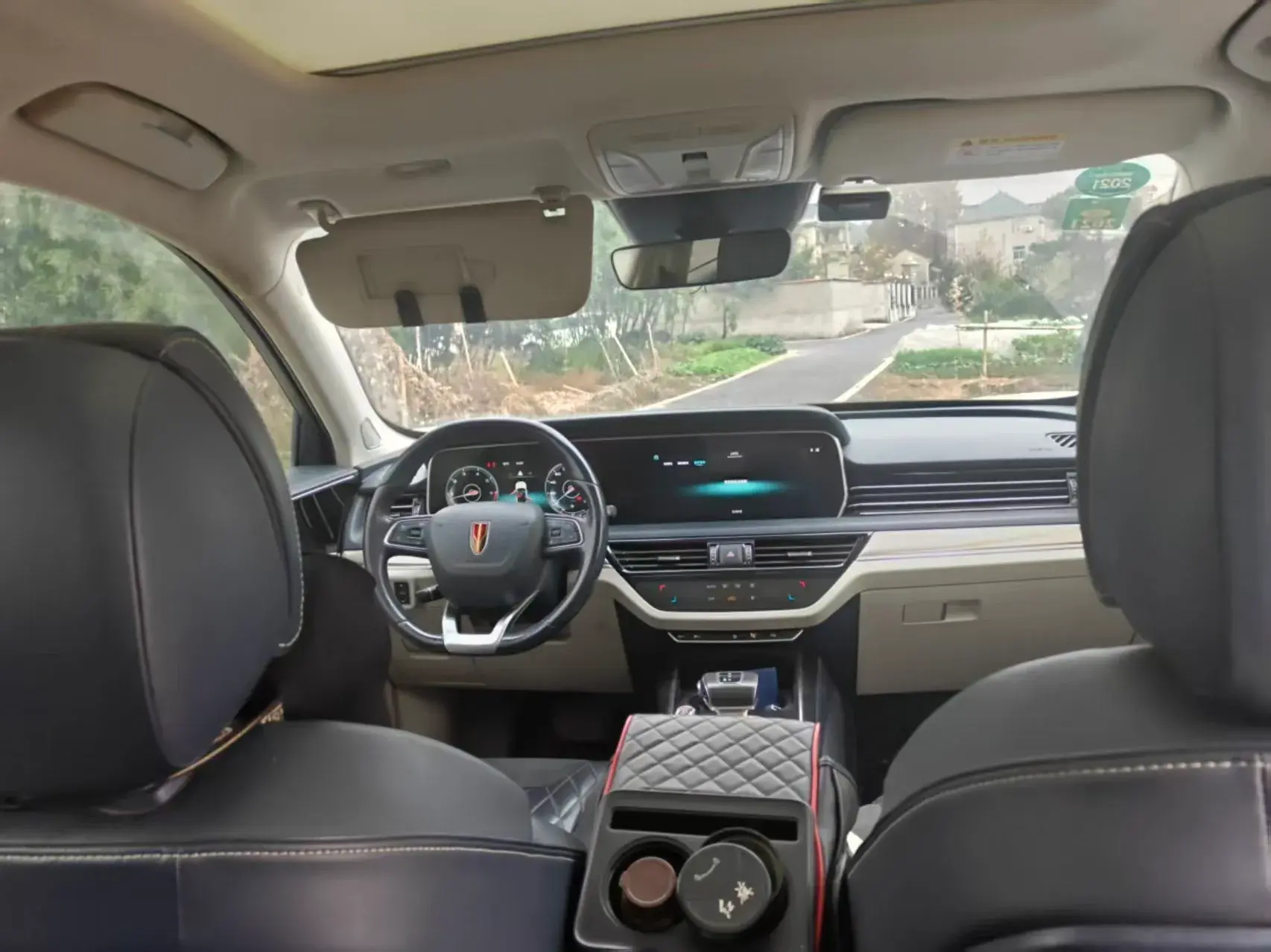 2019 HONGQI HS5 thumbnail 4