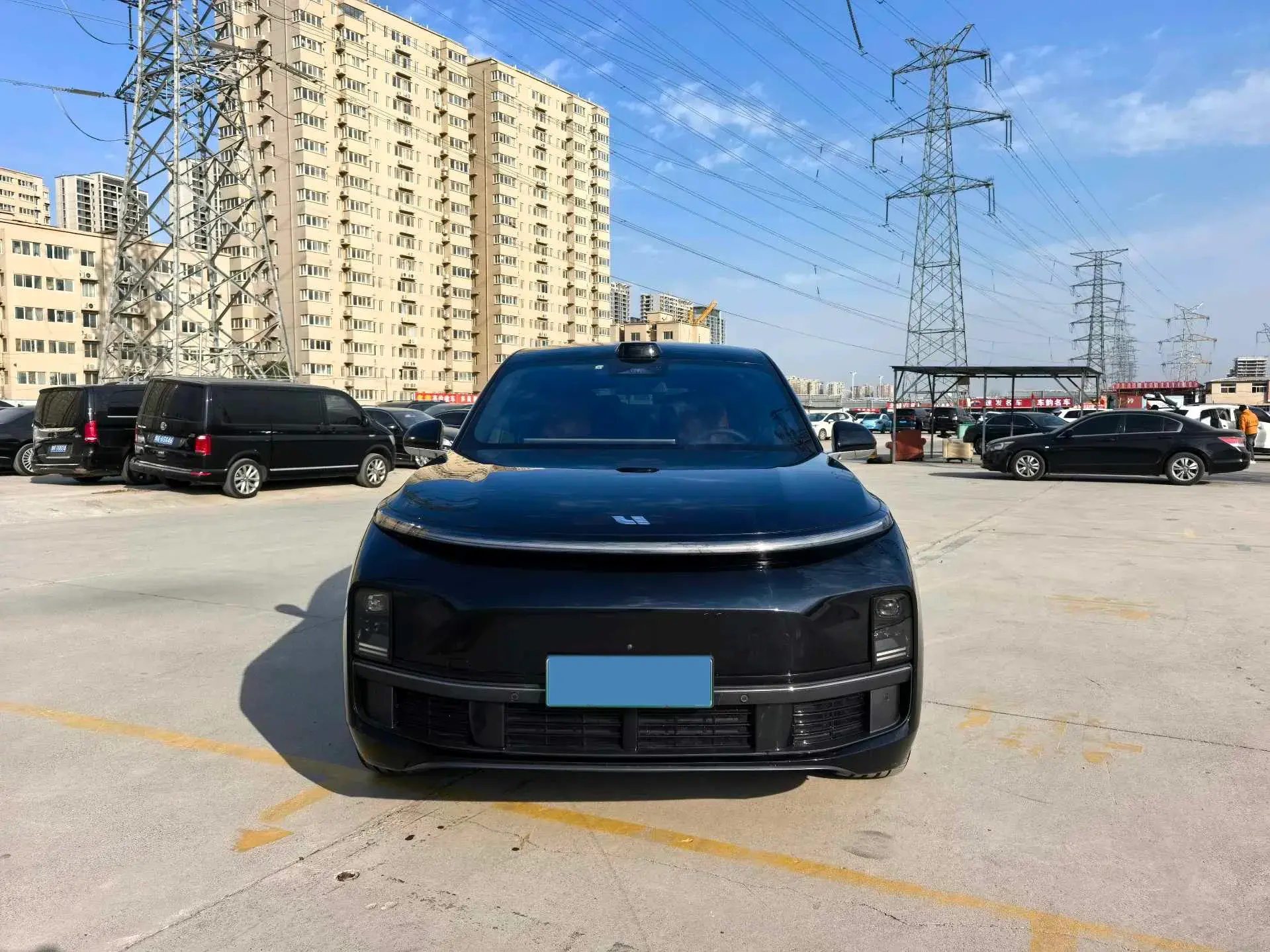 2022 LI L9 thumbnail 2