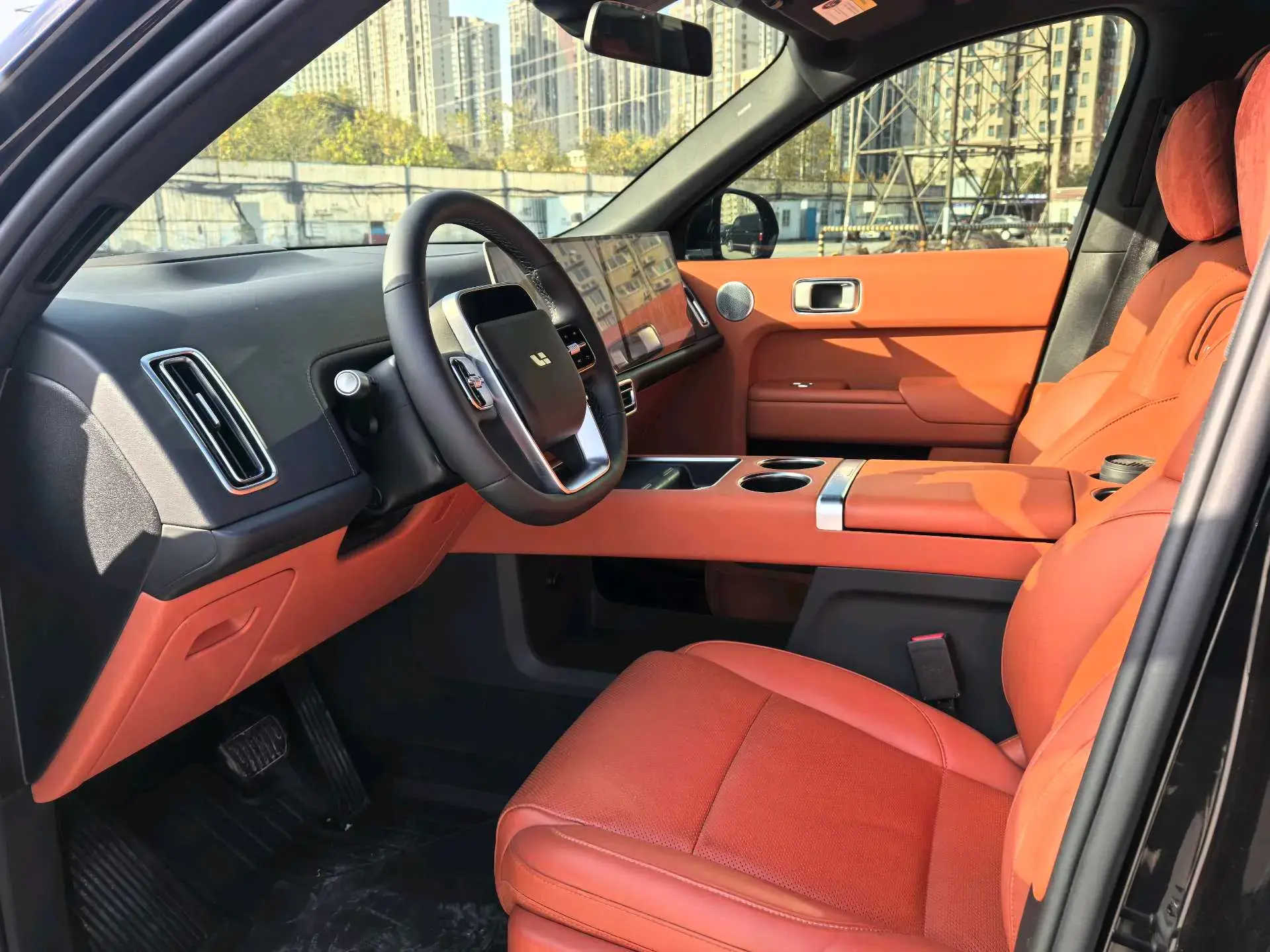 2022 LI L9 thumbnail 4