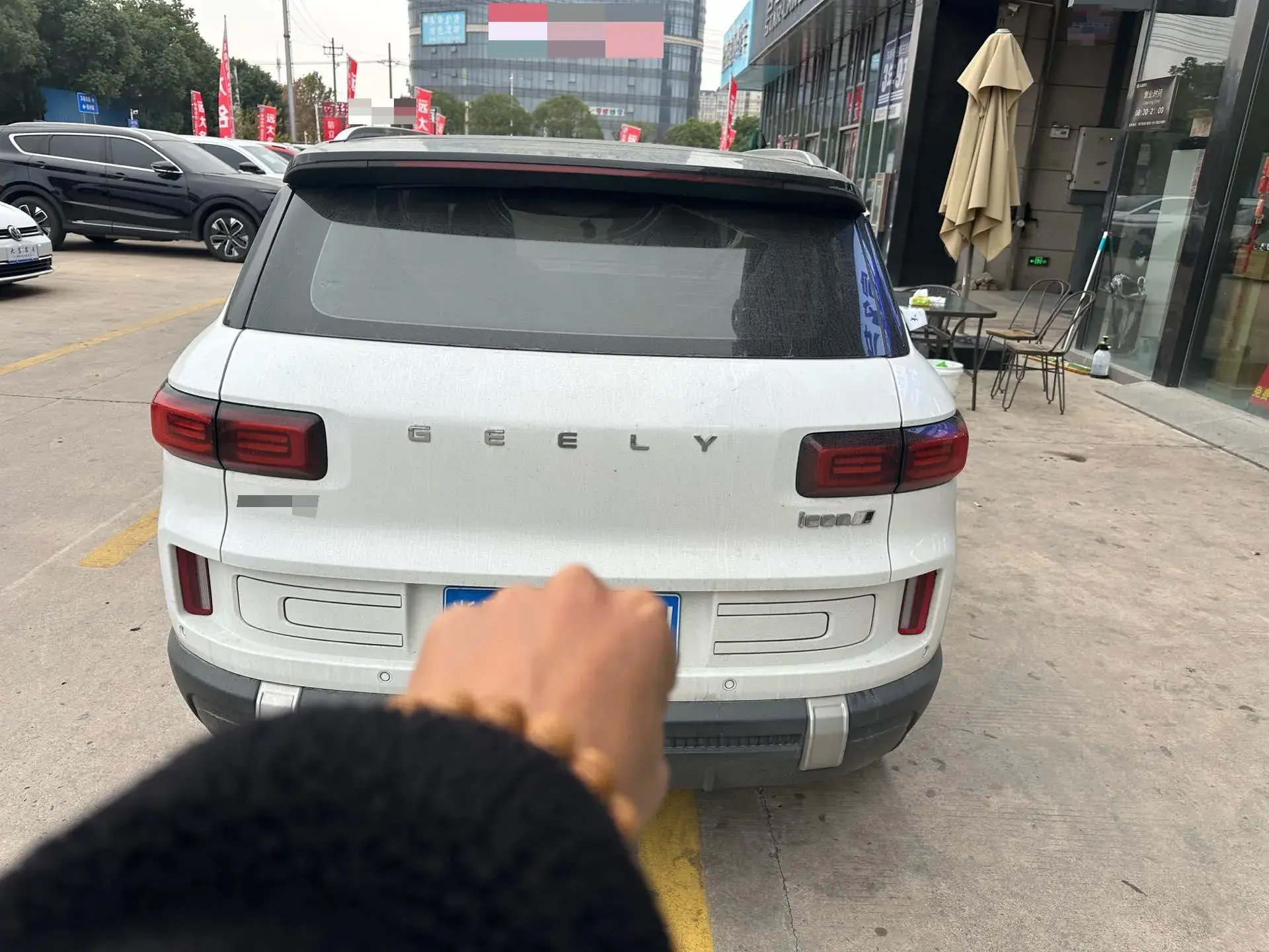 2023 GEELY ICON thumbnail 4