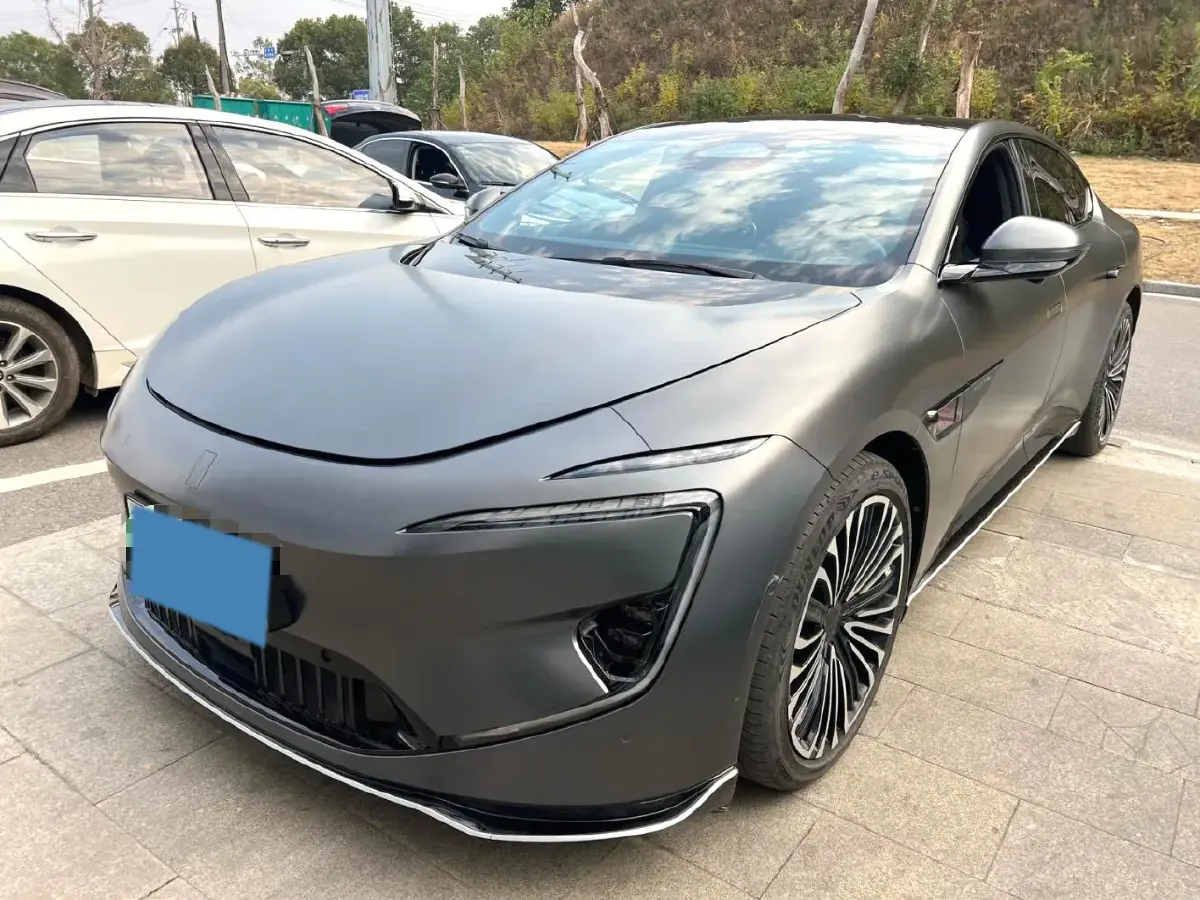 2024 Avatr 12 BEV 94.5KWH