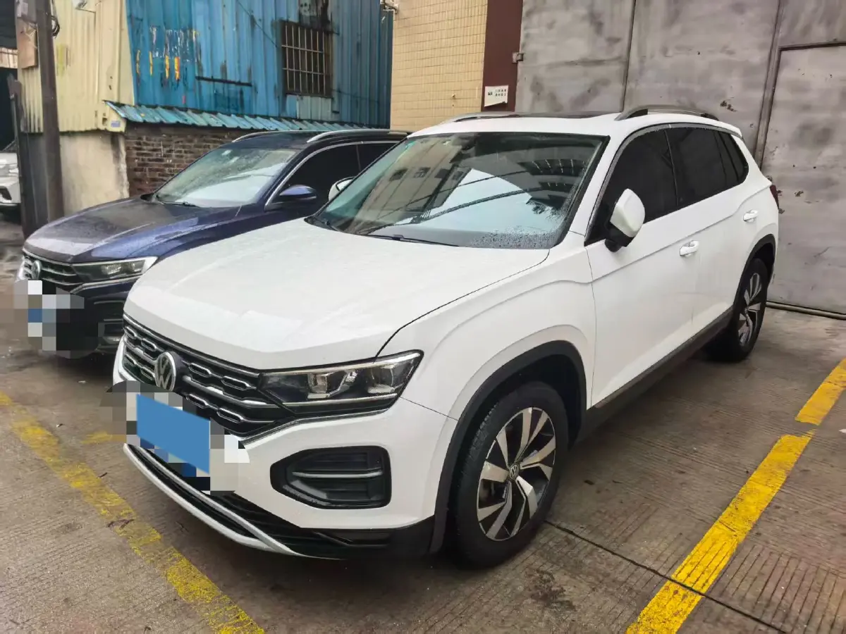 2019 Jeep Cherokee 2.0T 234HP L4 9AT